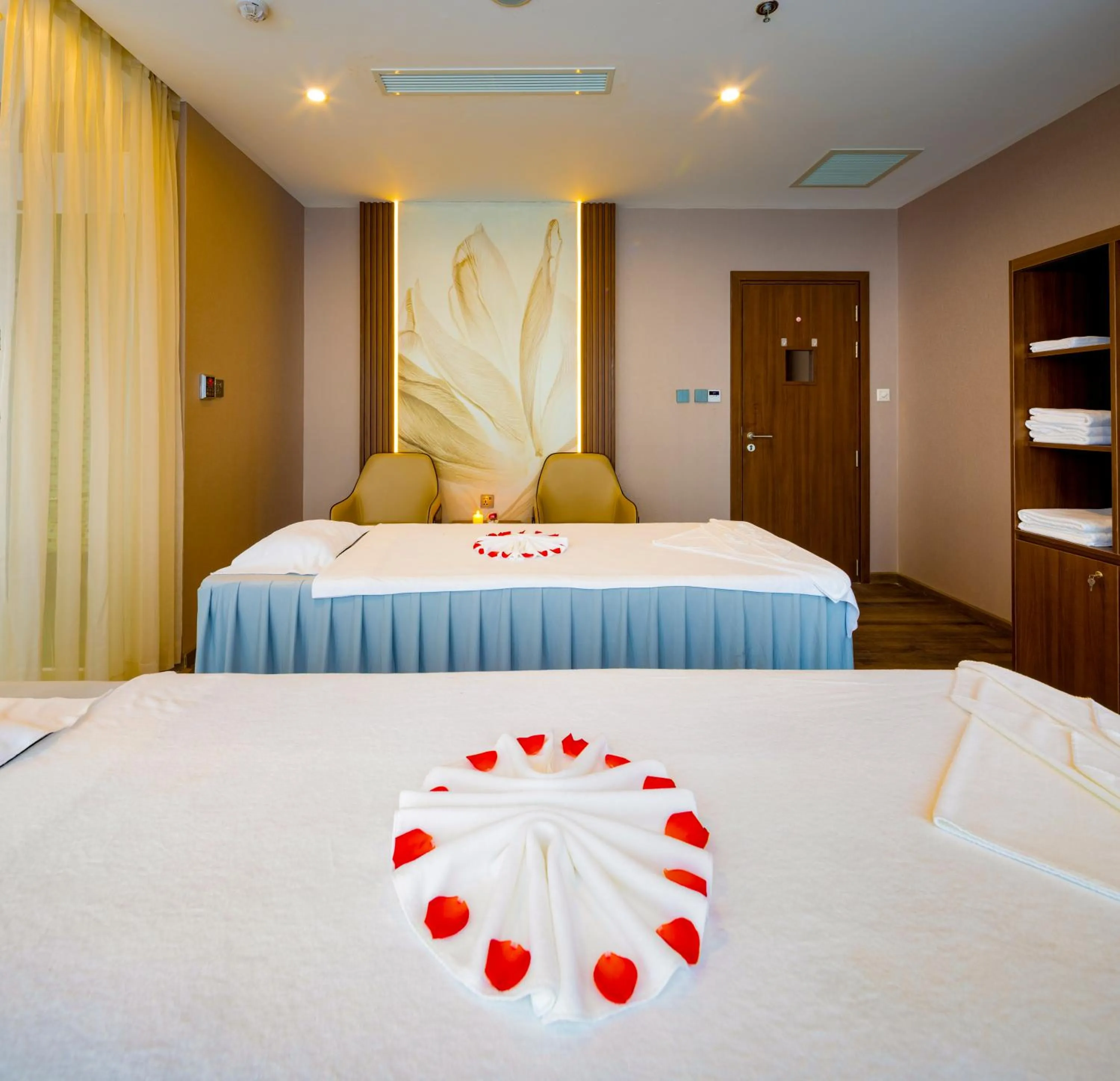 Spa and wellness centre/facilities, Bed in Annova Nha Trang Hotel