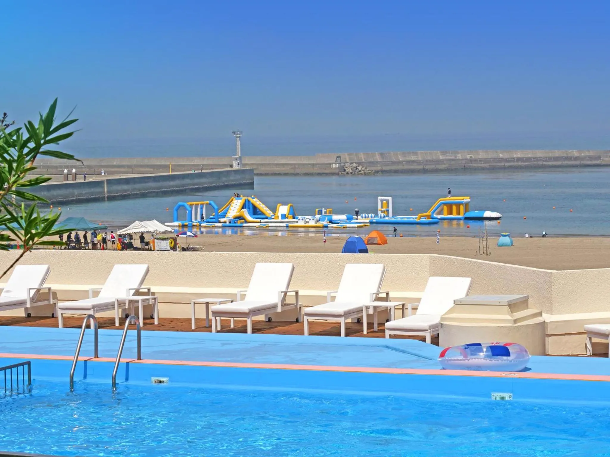 Swimming pool in Irago Resort & Convention Hotel