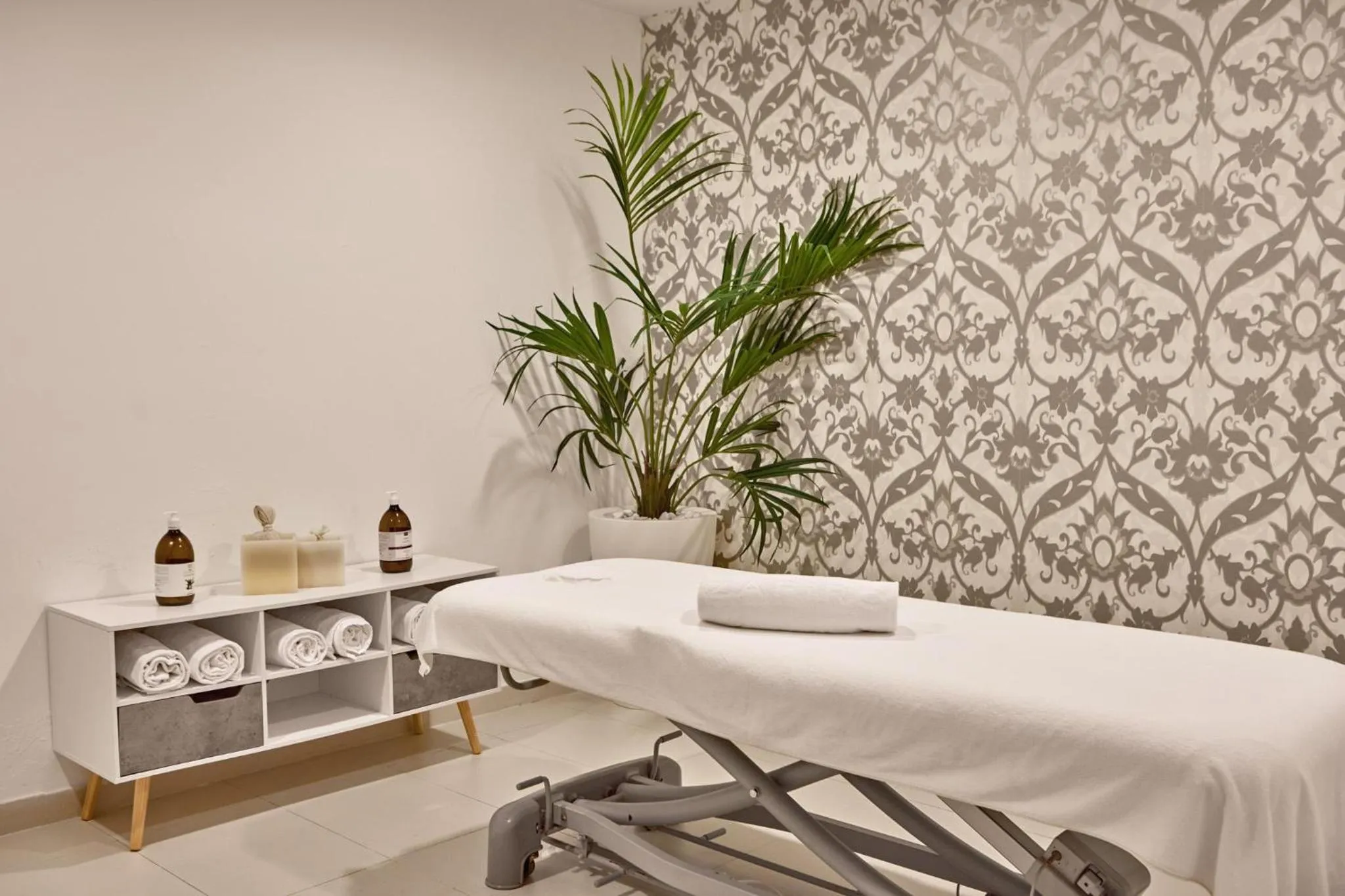 Spa and wellness centre/facilities in Zafiro Palmanova