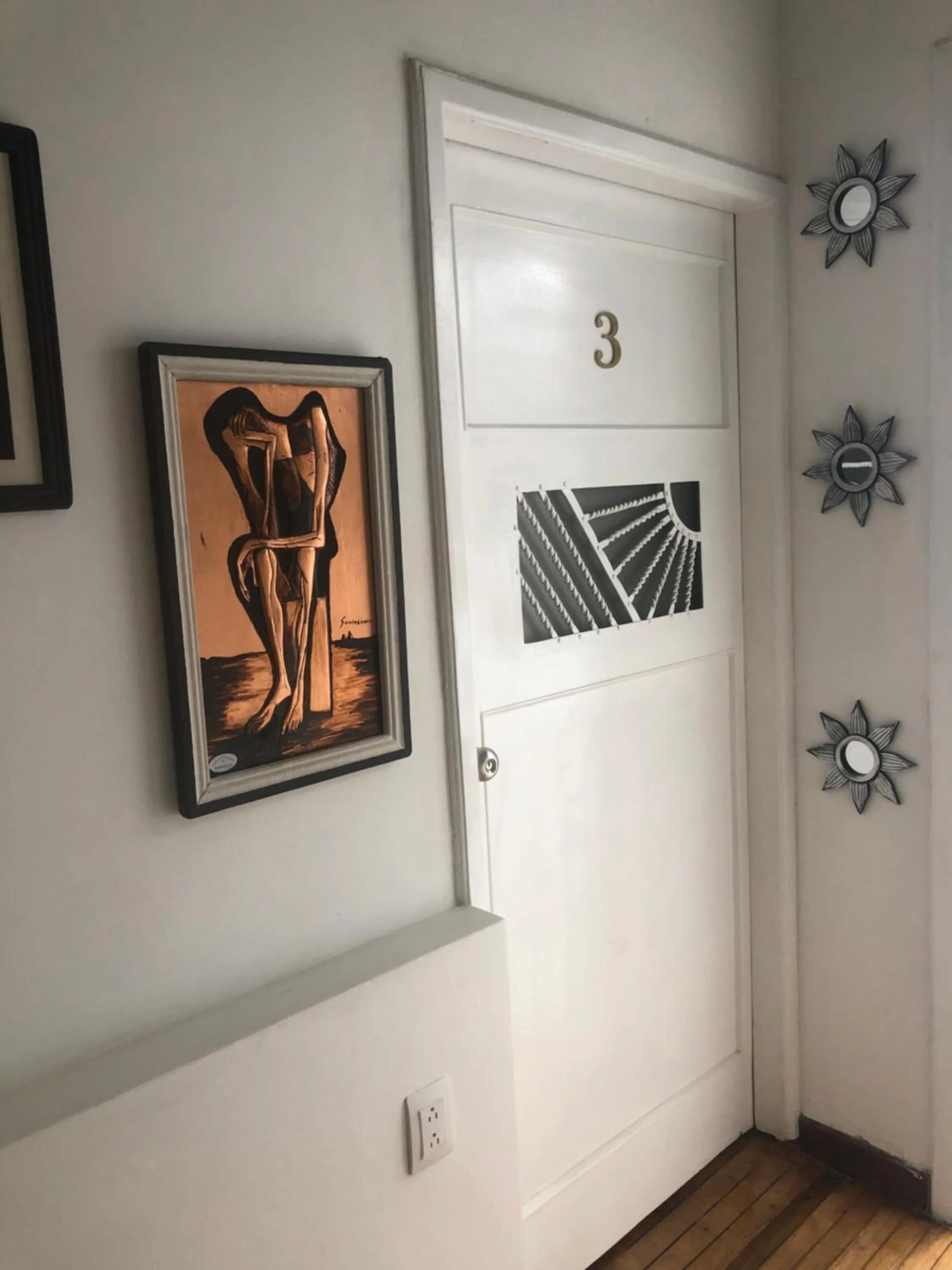 Decorative detail in Casa Balthazar Hostel