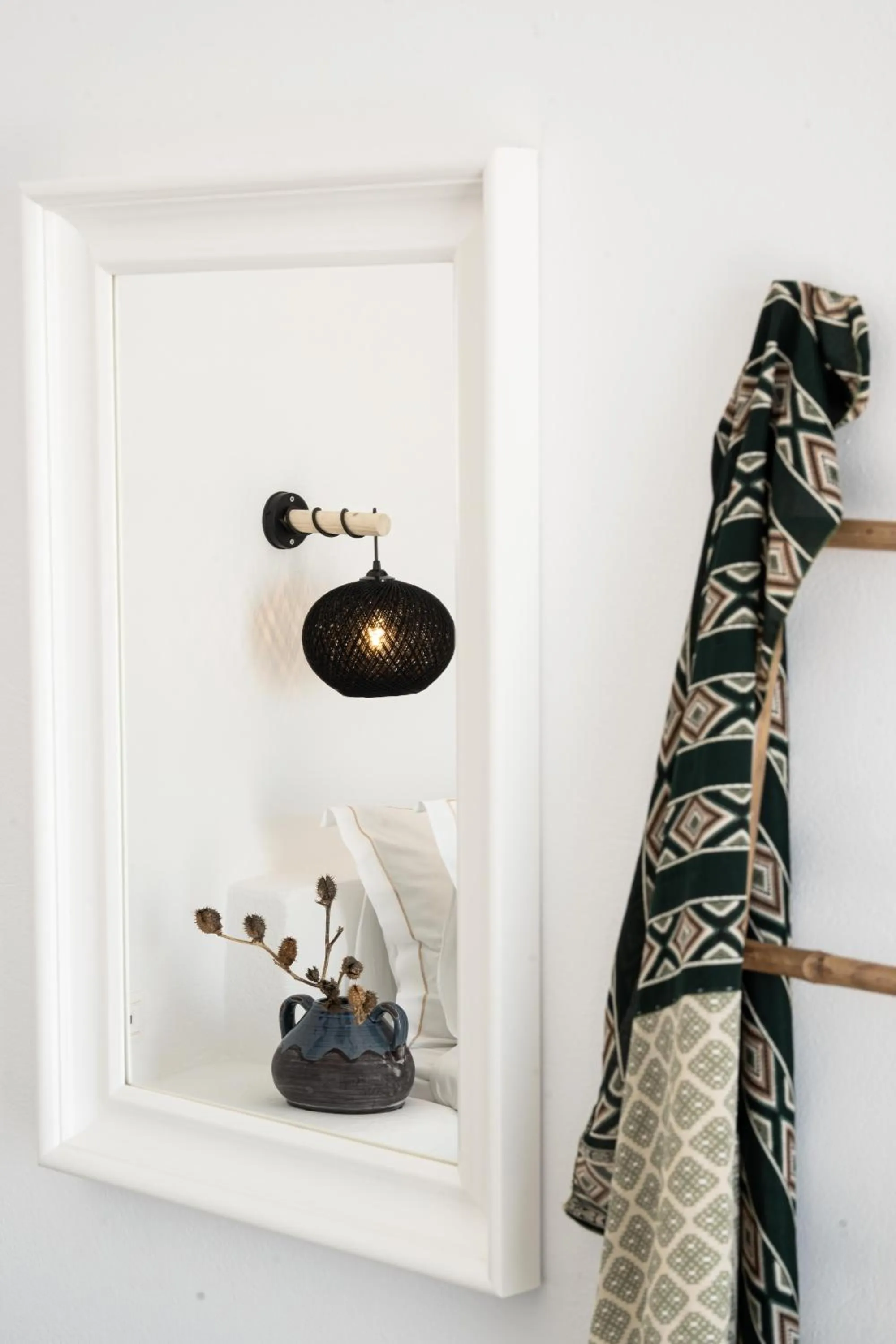 Decorative detail in La Roka, Cliffside Memories