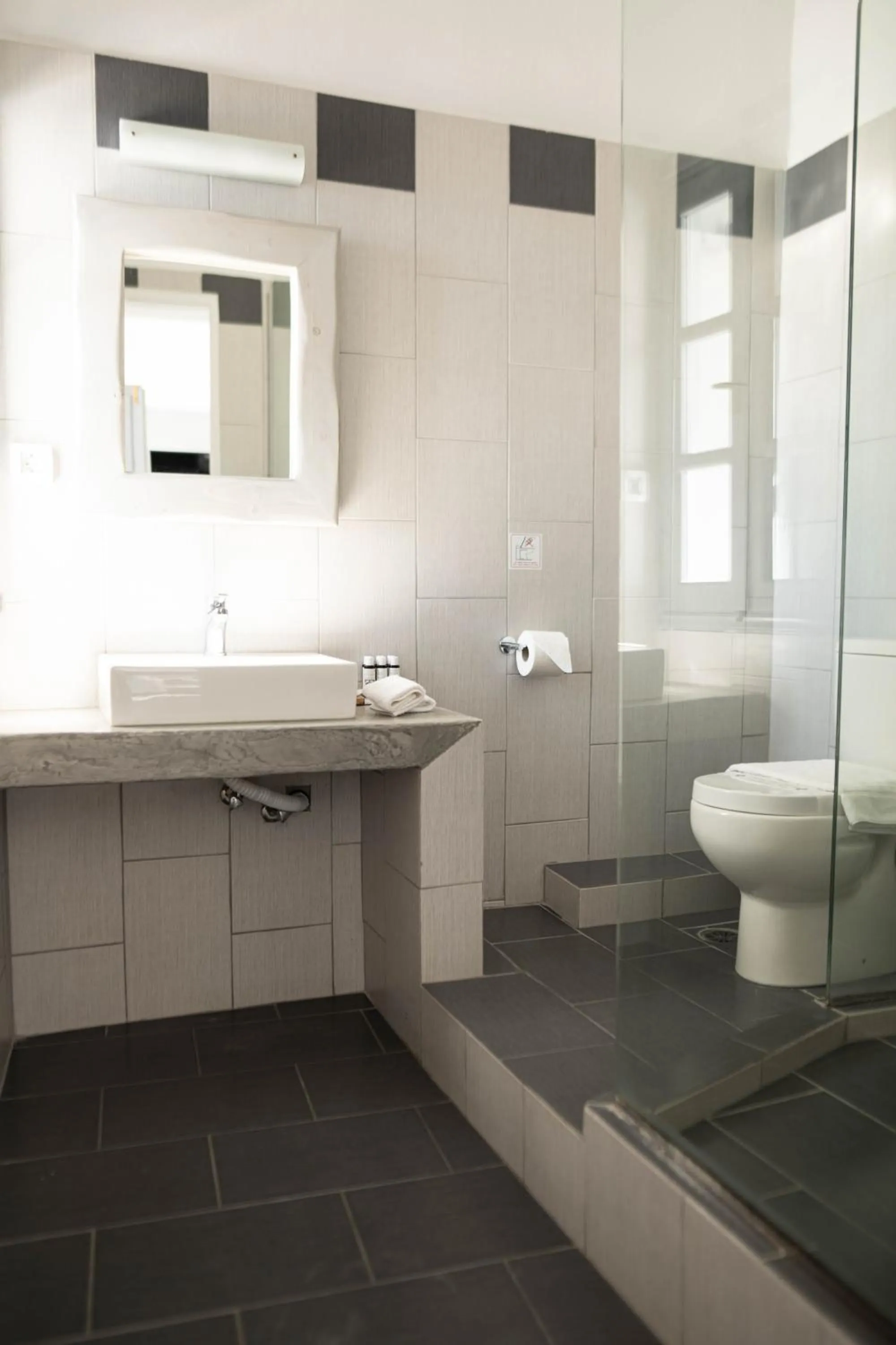 Bathroom in La Roka, Cliffside Memories