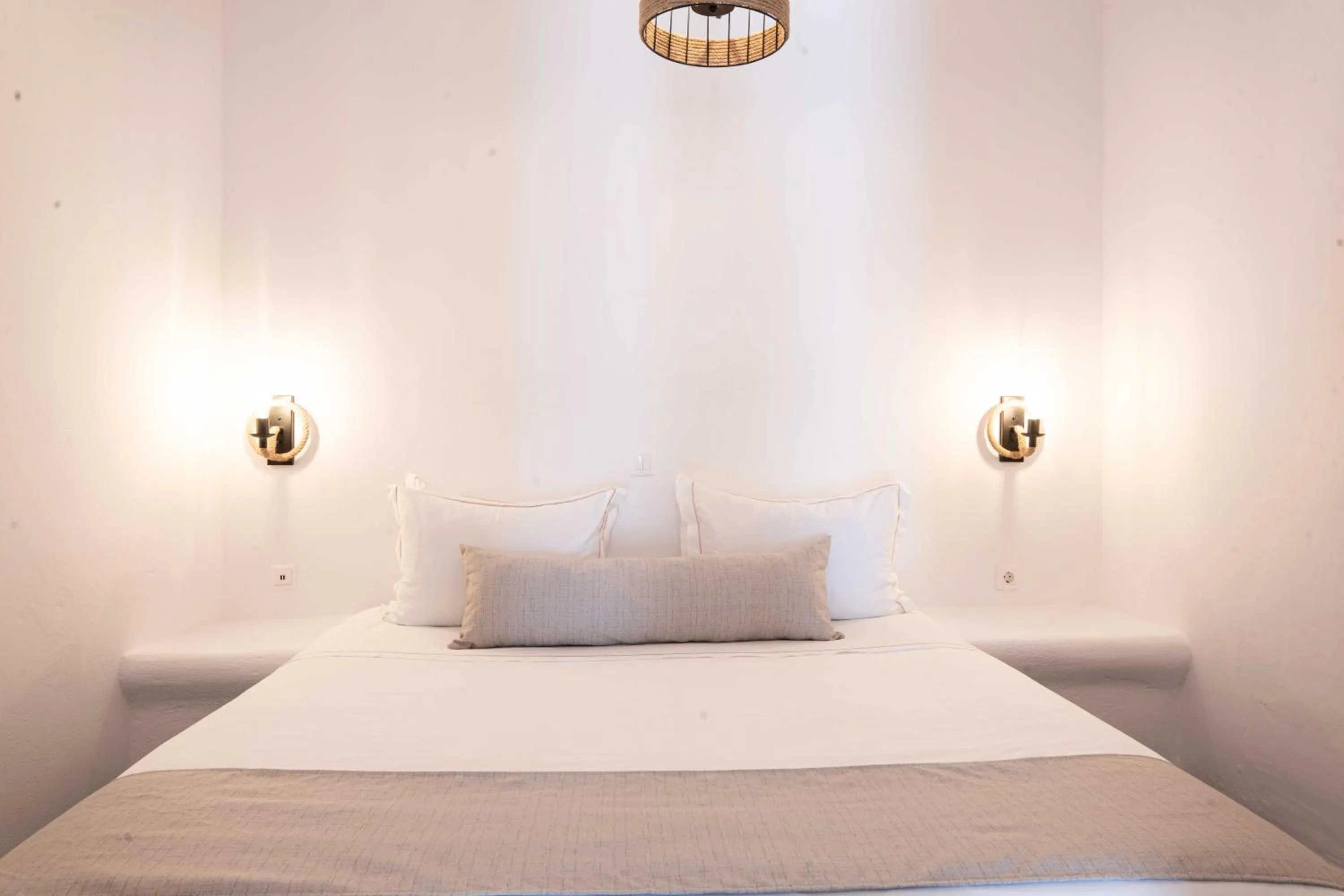 Bedroom, Bed in La Roka, Cliffside Memories