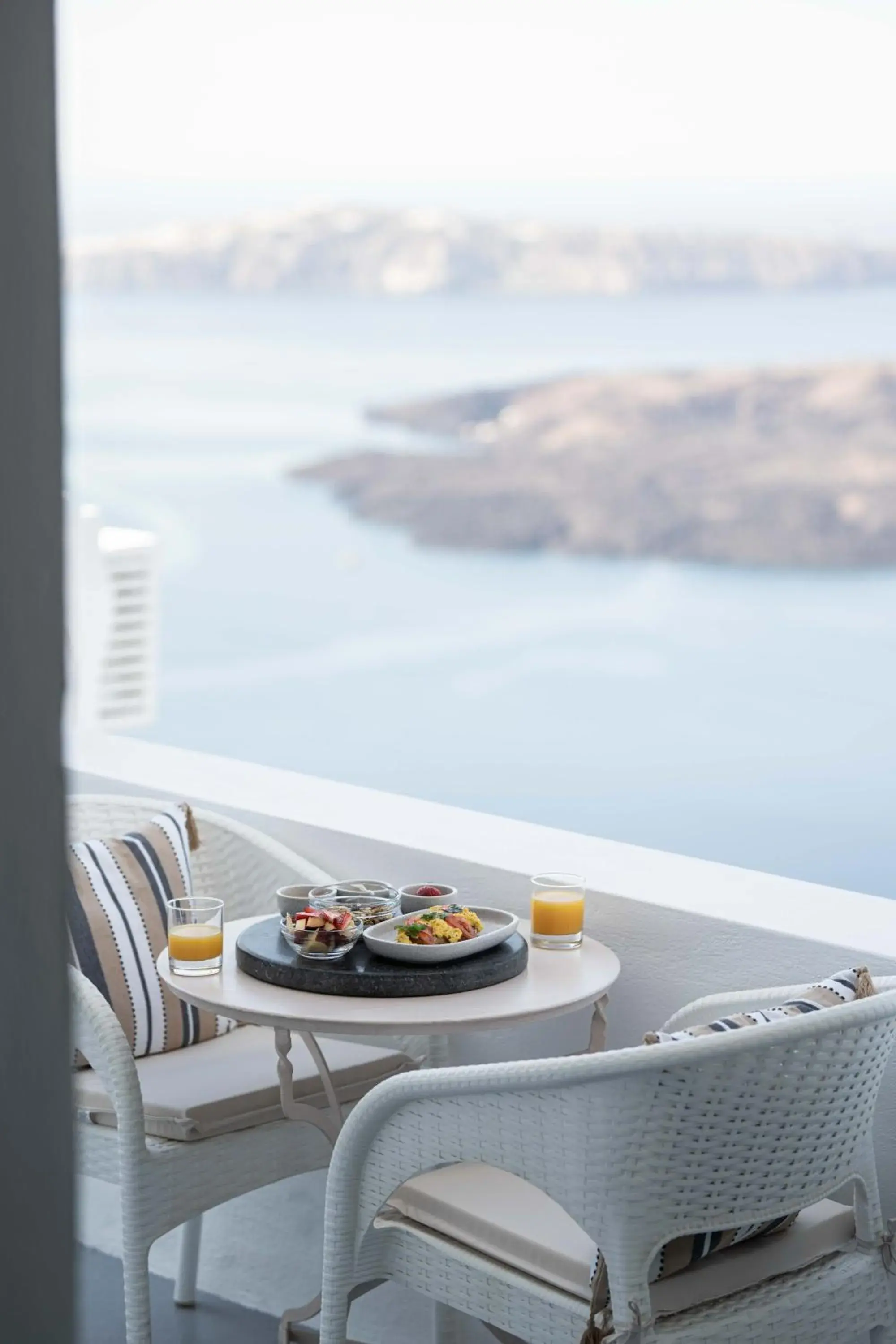 Deluxe Suite with Caldera View in La Roka, Cliffside Memories Deluxe Suite with Caldera View in La Roka, Cliffside Memories