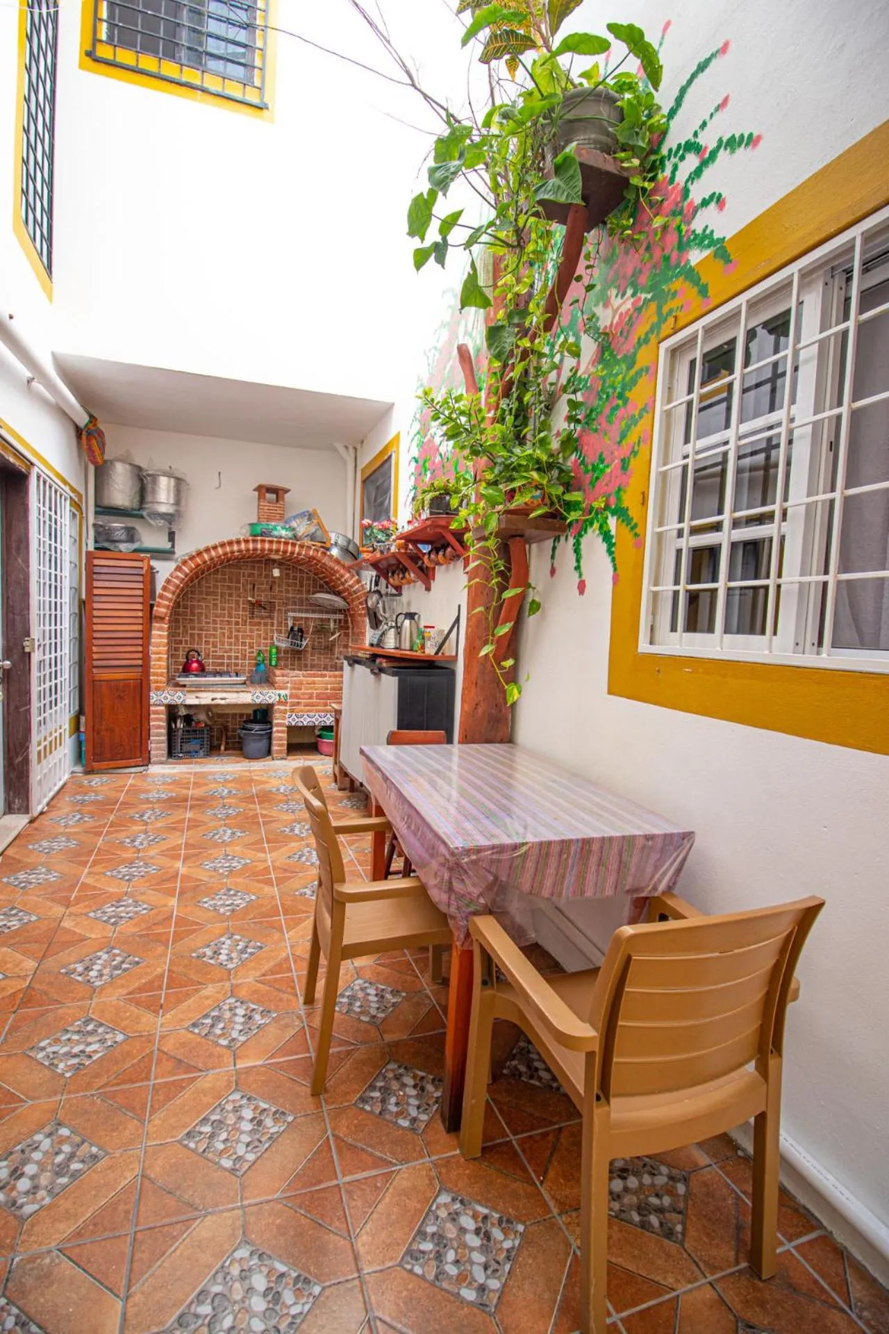 Patio in La Casa Del Almendro