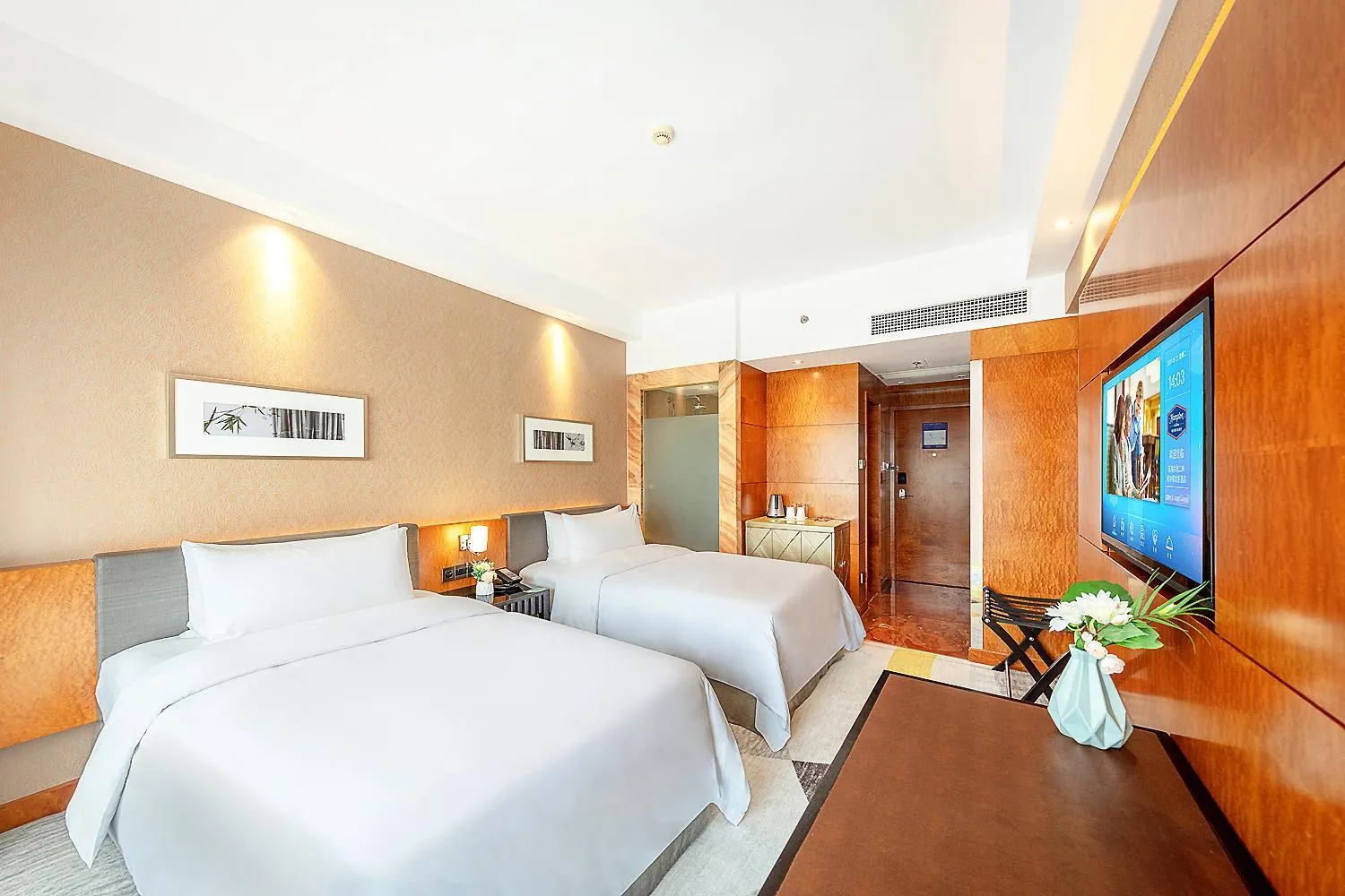 Bed in Hampton by Hilton Zhuhai Gongbei Port