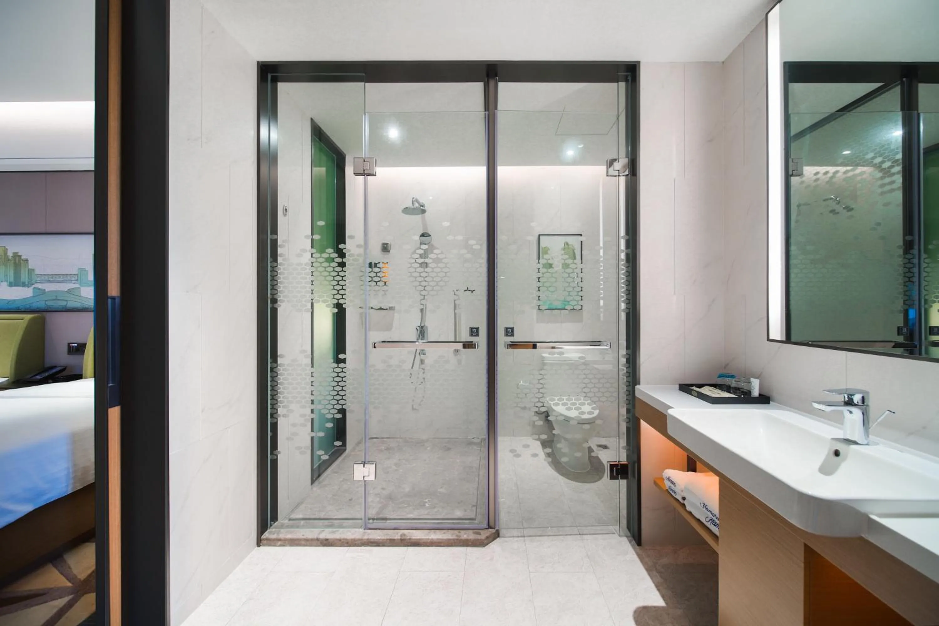 Shower in Hampton by Hilton Shenzhen Longhua Qinghu