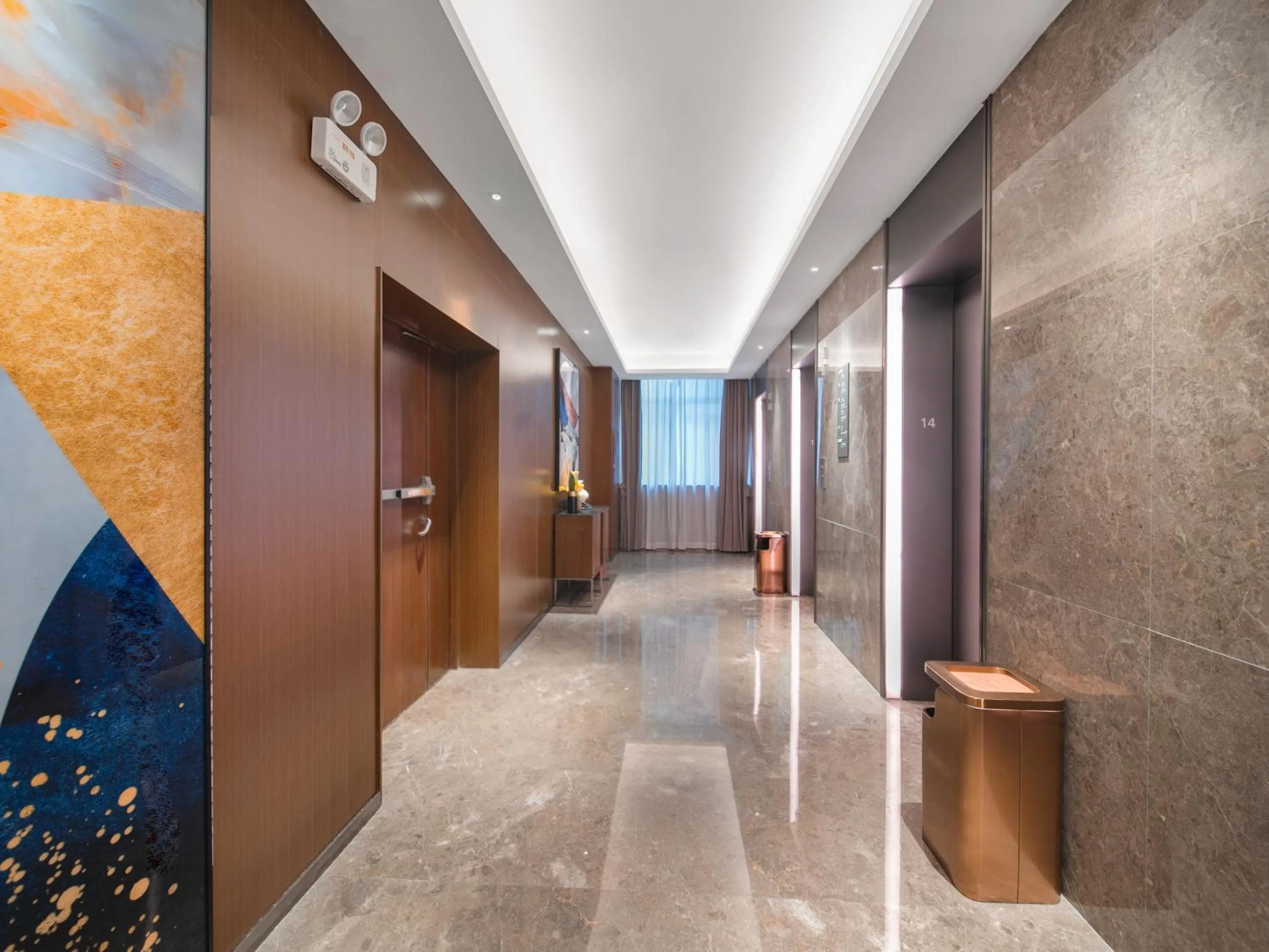 elevator in Hampton by Hilton Shenzhen Longhua Qinghu