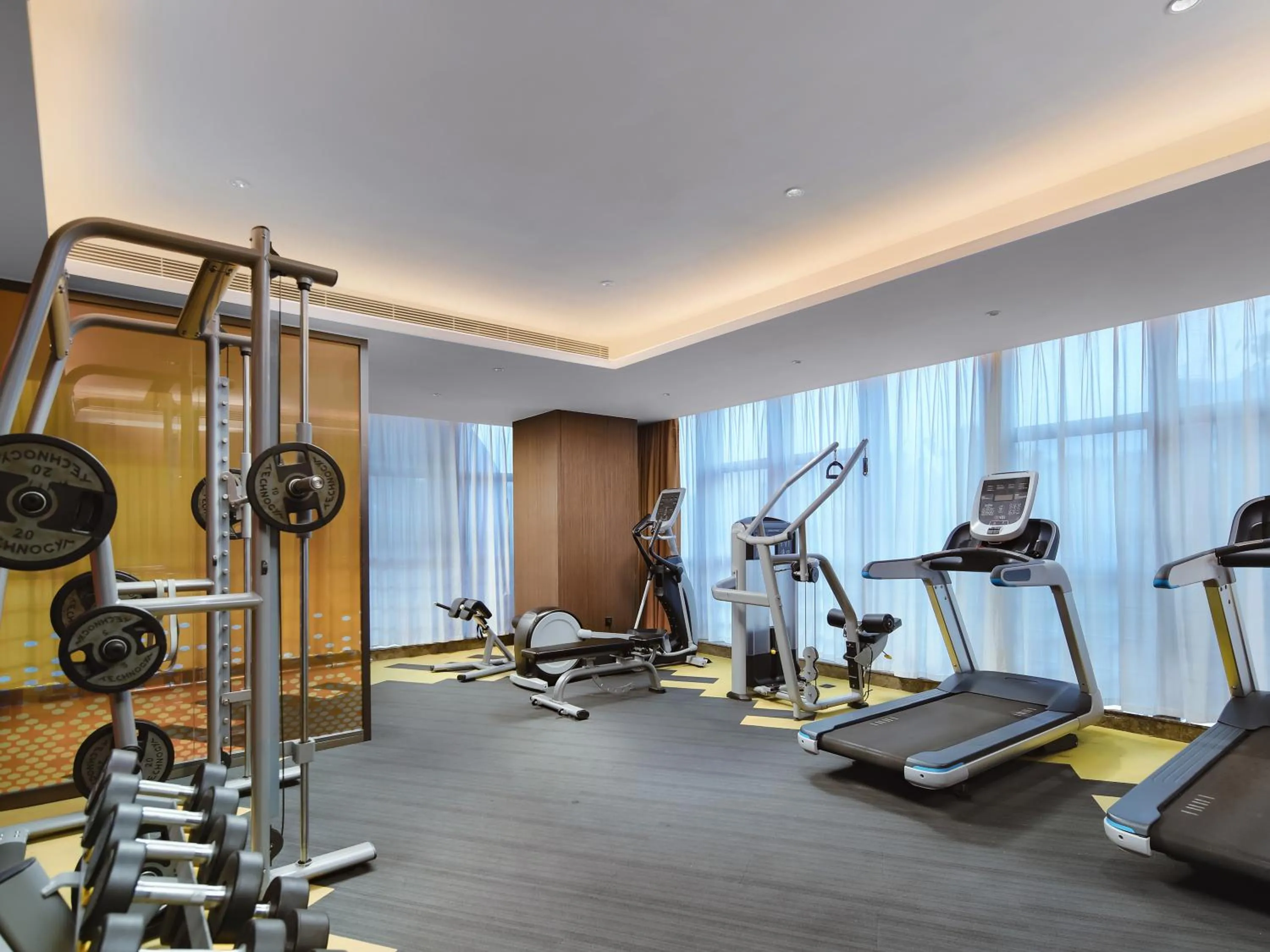 Fitness centre/facilities in Hampton by Hilton Shenzhen Longhua Qinghu