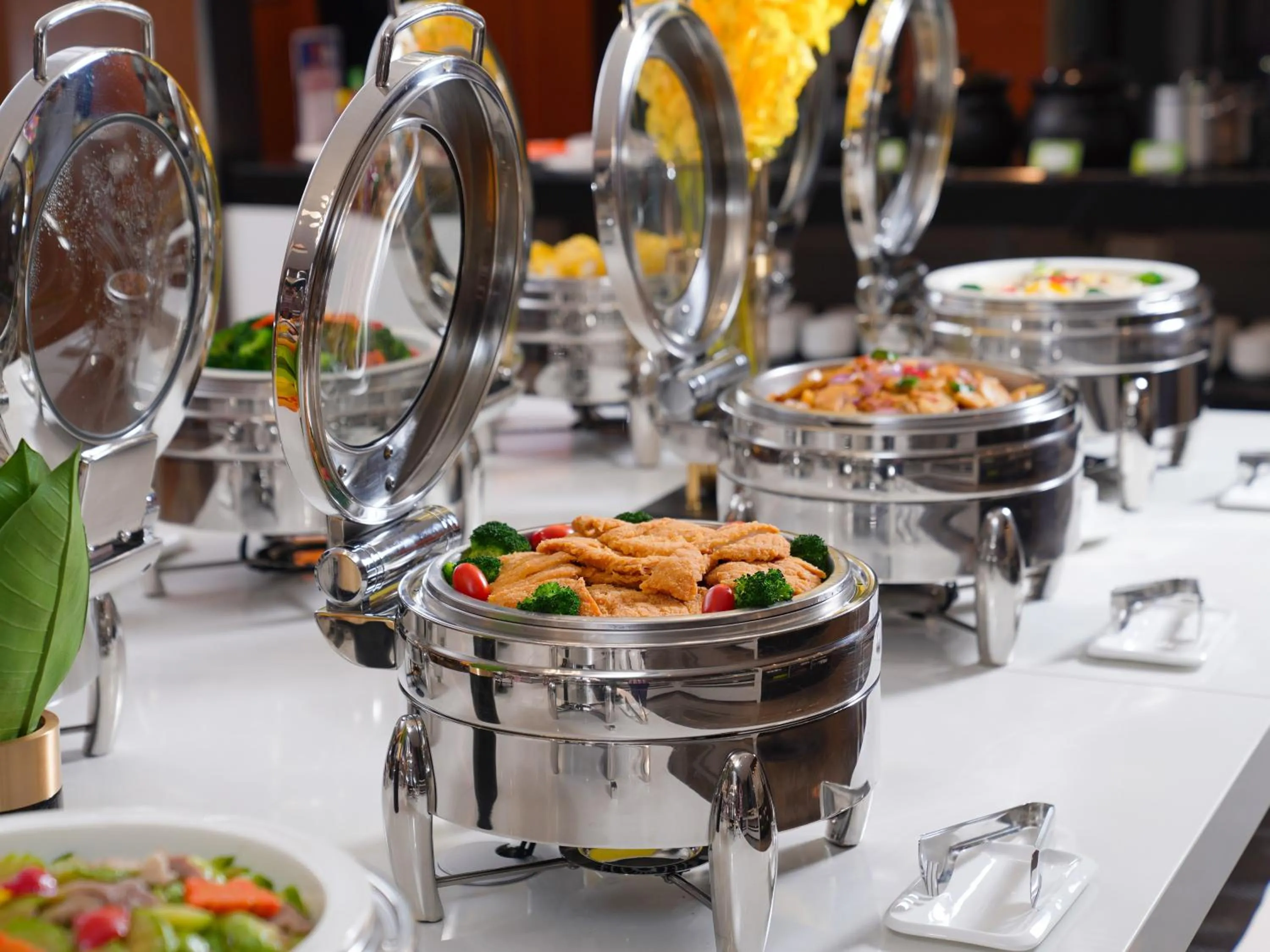 Restaurant/places to eat in Hampton by Hilton Shenzhen Longhua Qinghu