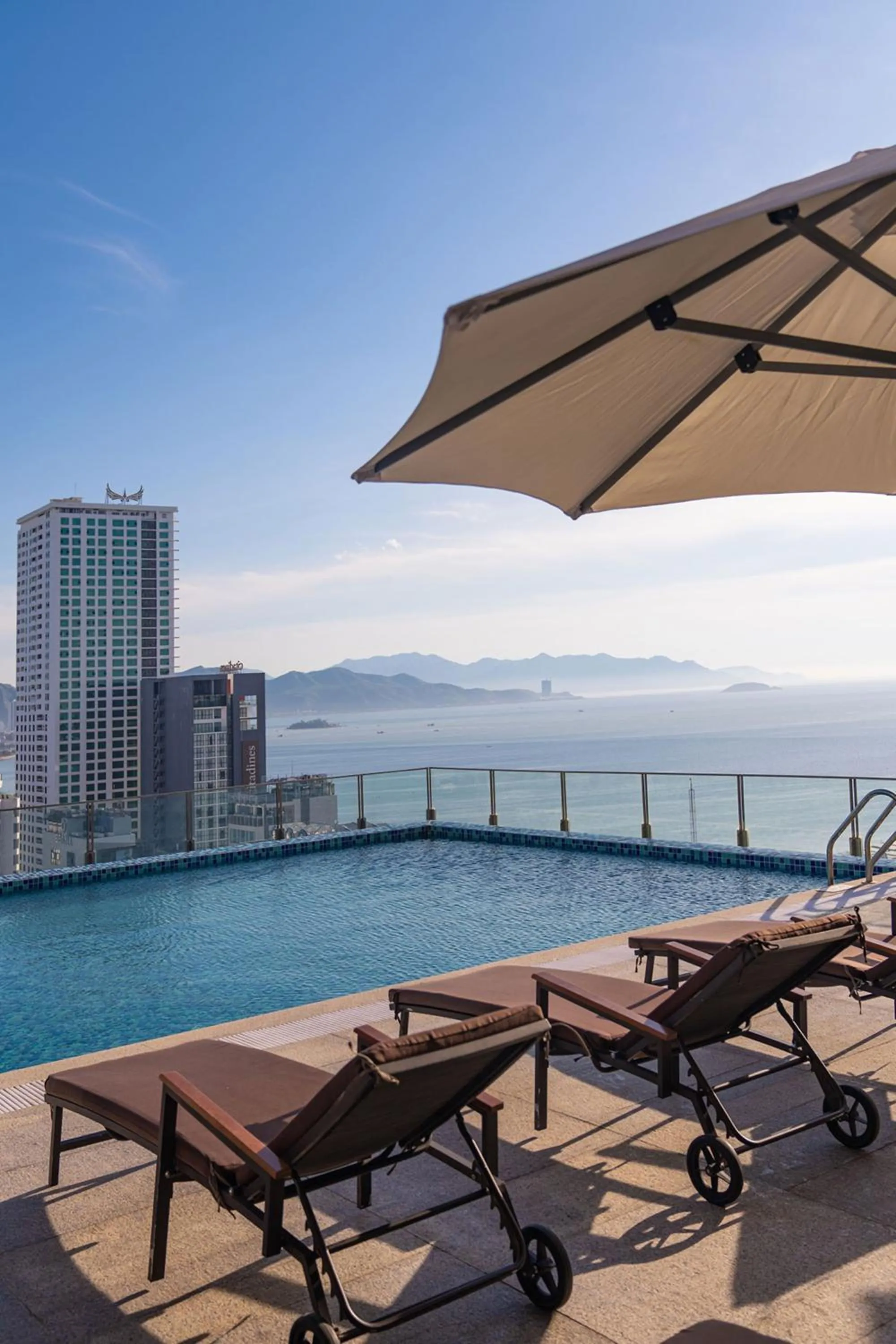 Swimming pool in Green Beach Hotel Nha Trang