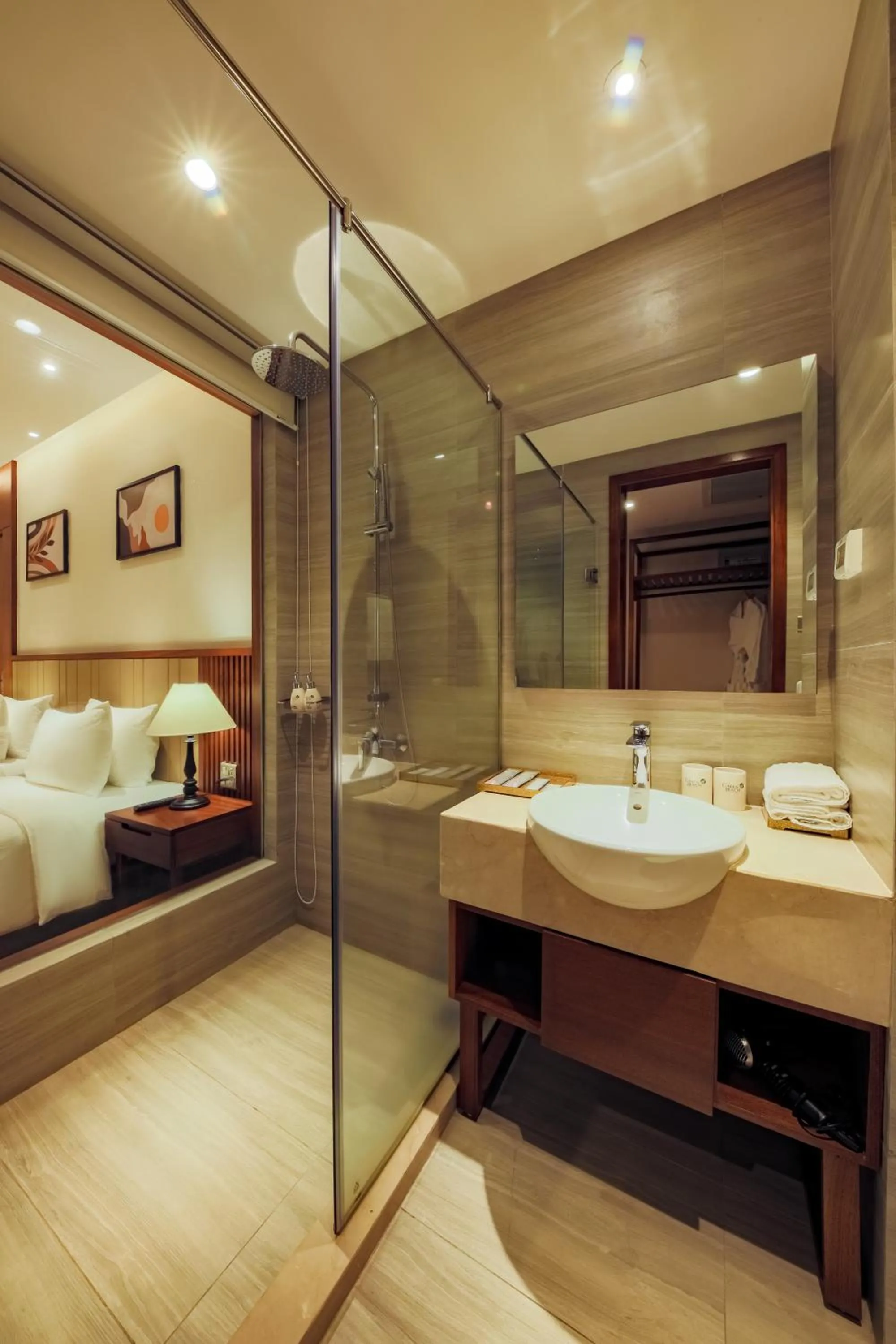 Bathroom, Bed in Green Beach Hotel Nha Trang