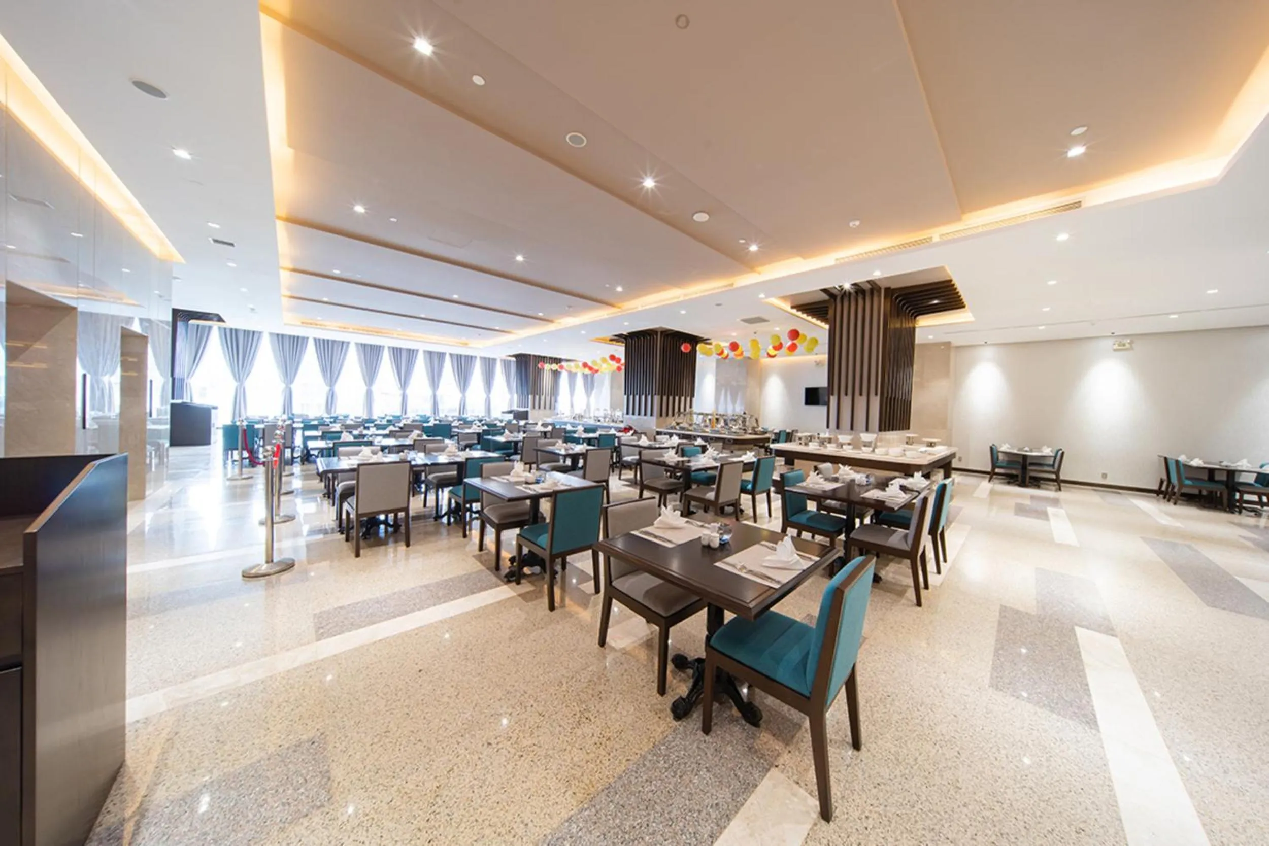 Restaurant/places to eat in Green Beach Hotel Nha Trang