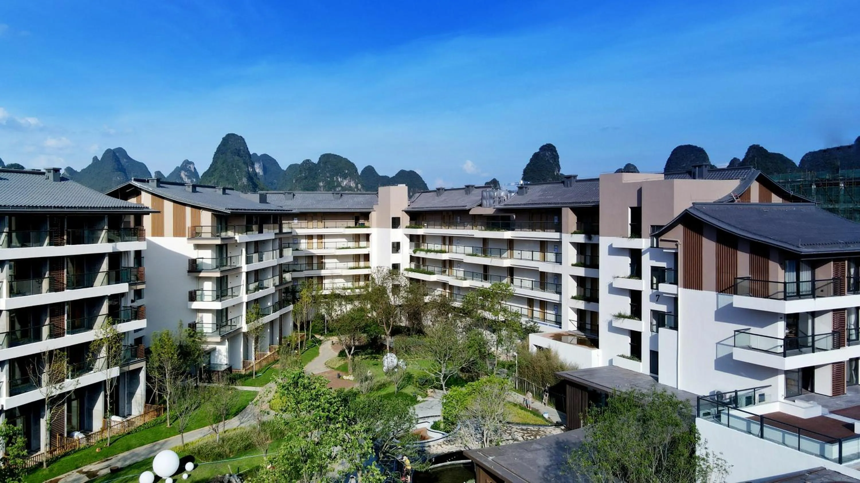 Property building in Ramada Guilin Yangshuo Resort