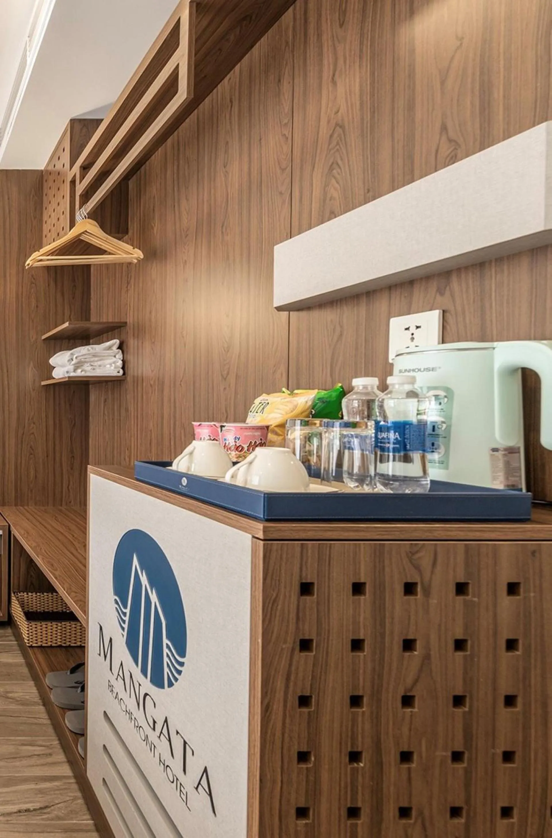 Coffee/tea facilities in Mangata Beachfront Hotel - Rooftop Bar Sea View