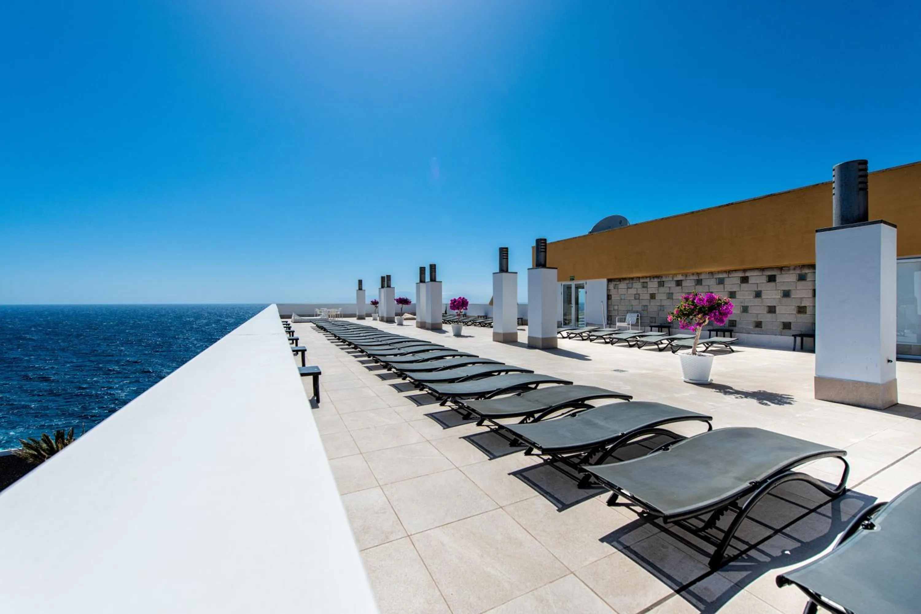 Solarium in Atlantic Holiday Hotel