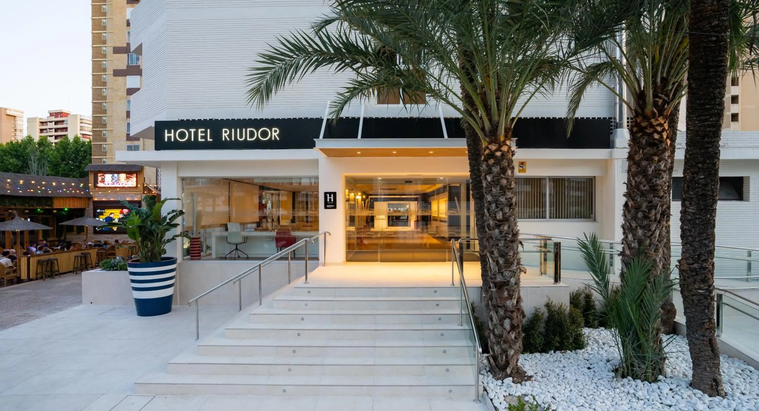 Facade/entrance in Medplaya Hotel Riudor - Adults Recommended