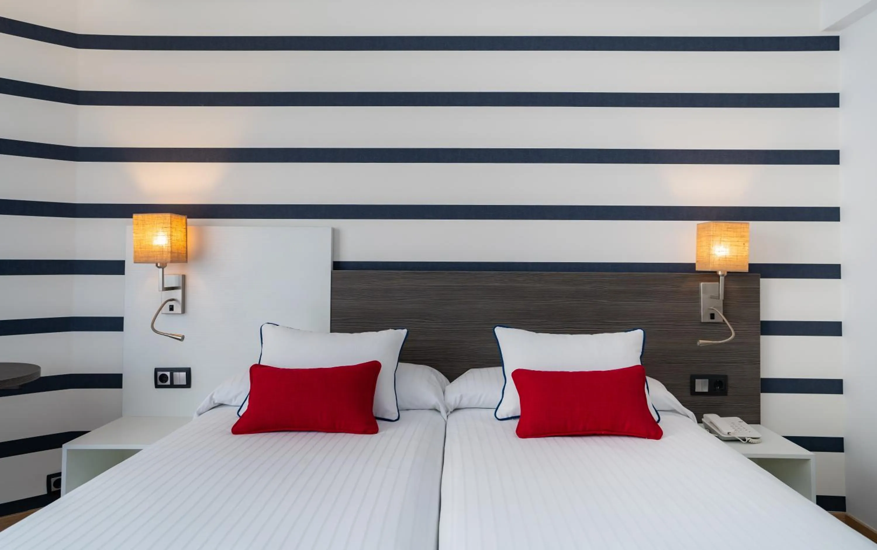 Bedroom, Bed in Medplaya Hotel Riudor - Adults Recommended