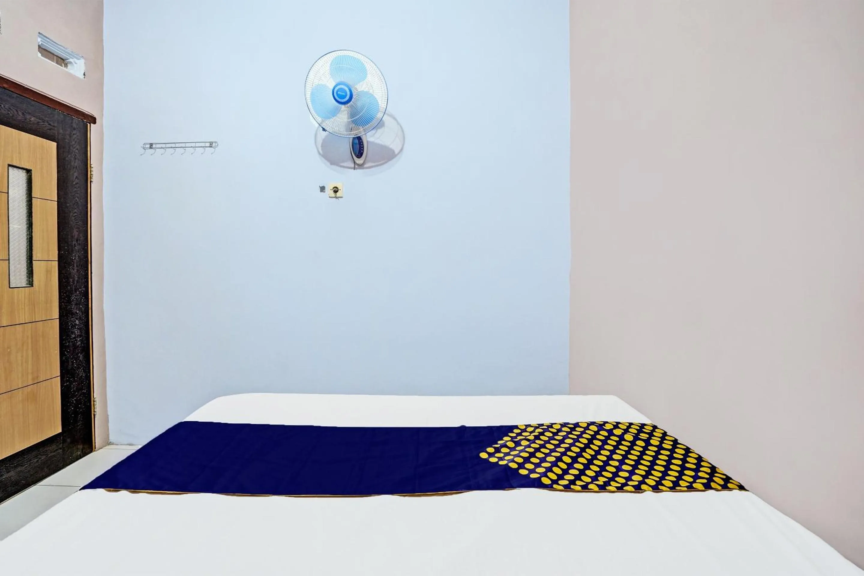 Bedroom, Bed in SPOT ON 92370 Sobat Ijen HomestayNearSungai Prengsengan