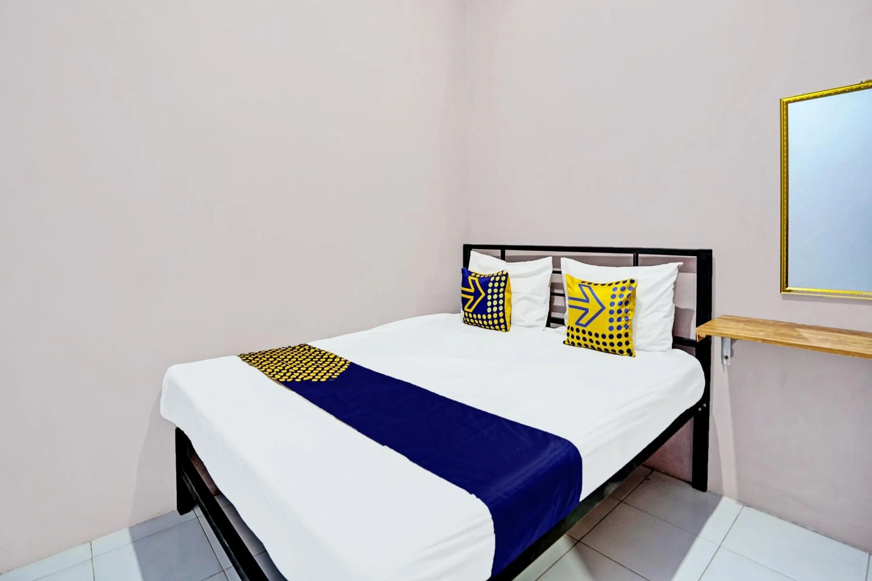 Bedroom, Bed in SPOT ON 92370 Sobat Ijen Homestay