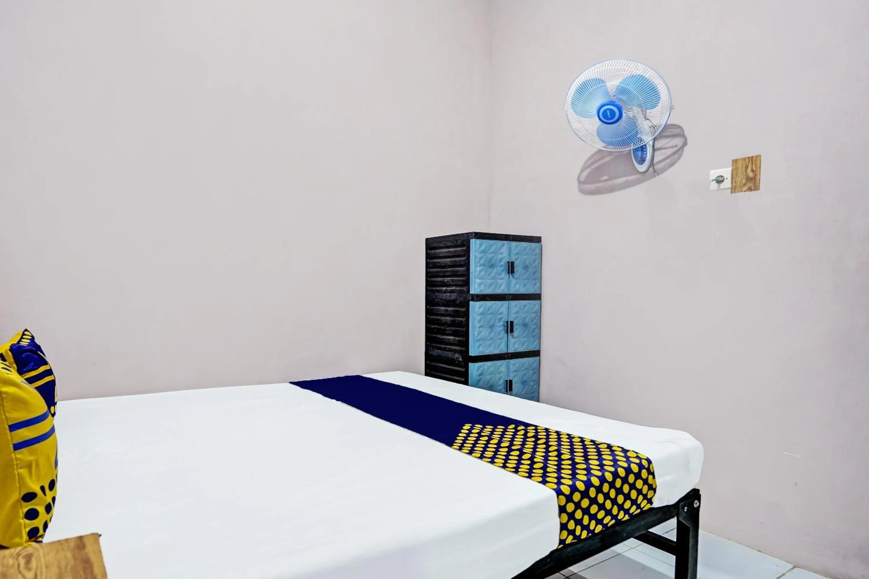 Bedroom, Bed in SPOT ON 92370 Sobat Ijen HomestayNearSungai Prengsengan