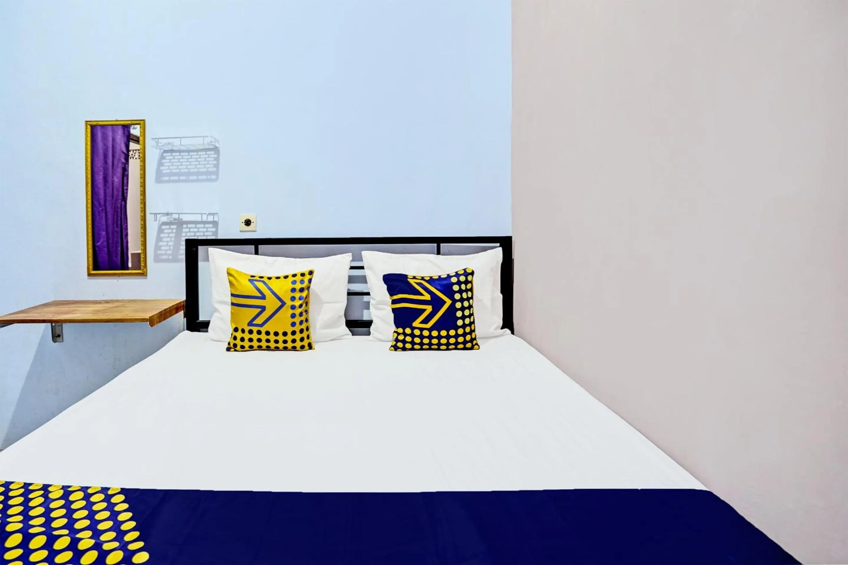 Bedroom, Bed in SPOT ON 92370 Sobat Ijen HomestayNearSungai Prengsengan