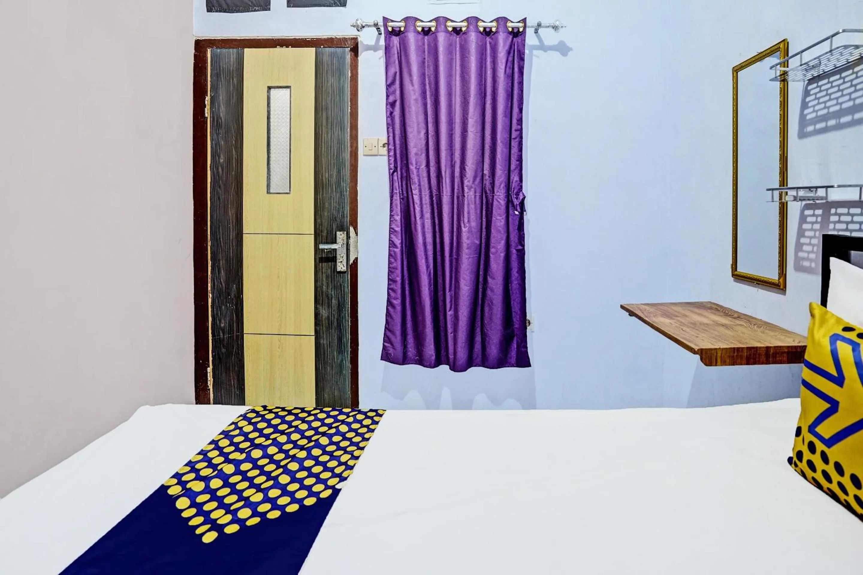 Bedroom, Bed in SPOT ON 92370 Sobat Ijen HomestayNearSungai Prengsengan