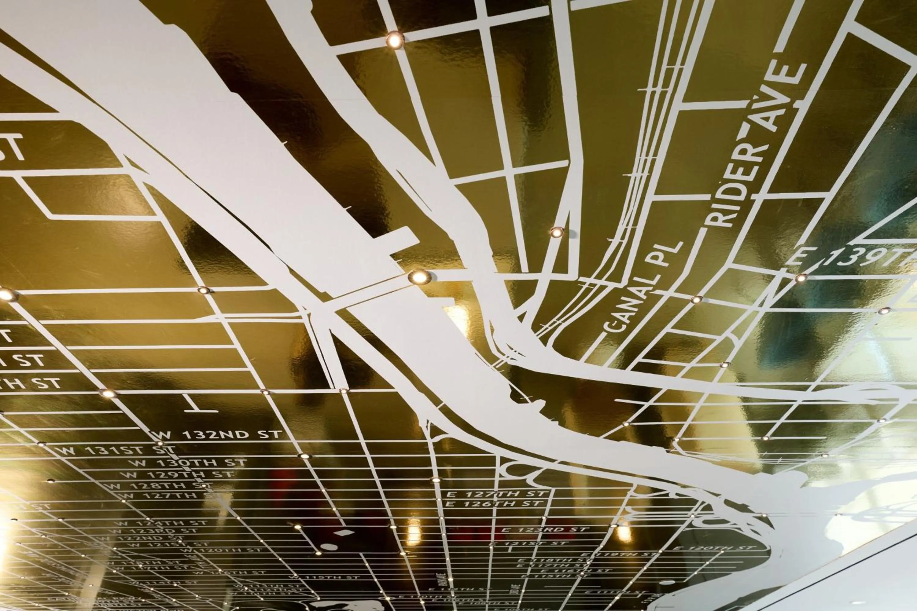 Restaurant/places to eat in Renaissance New York Harlem Hotel