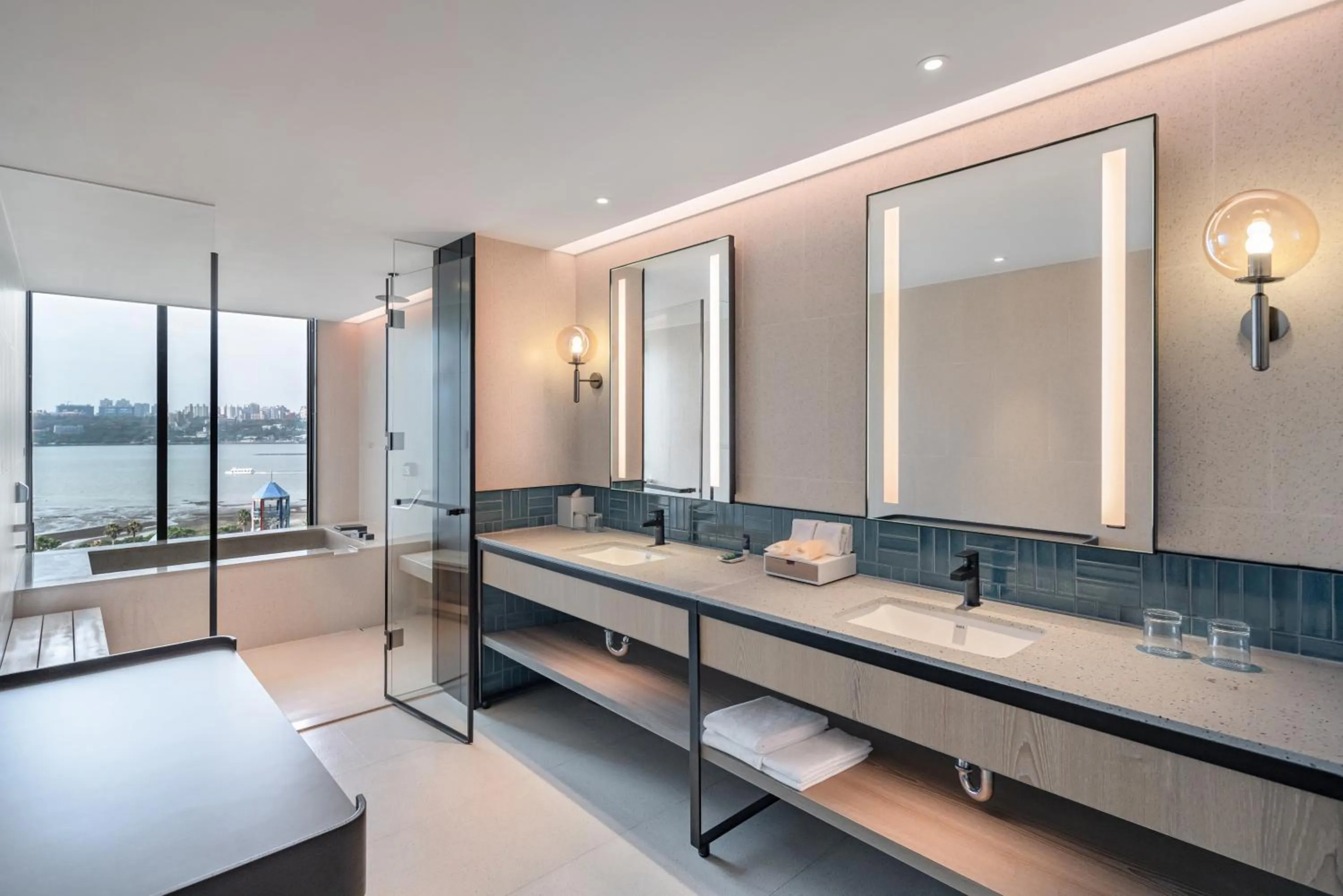 Four Points by Sheraton Taipei Bali