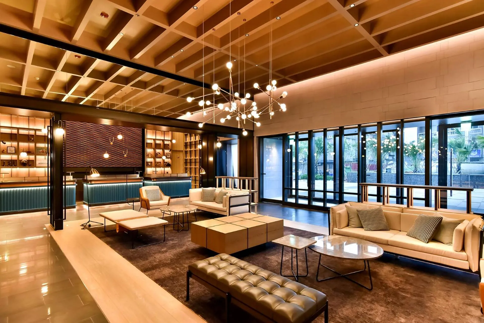 Lobby or reception in Four Points by Sheraton Taipei Bali