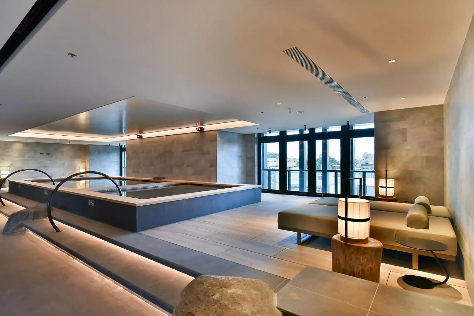 Hot Tub in Four Points by Sheraton Taipei Bali