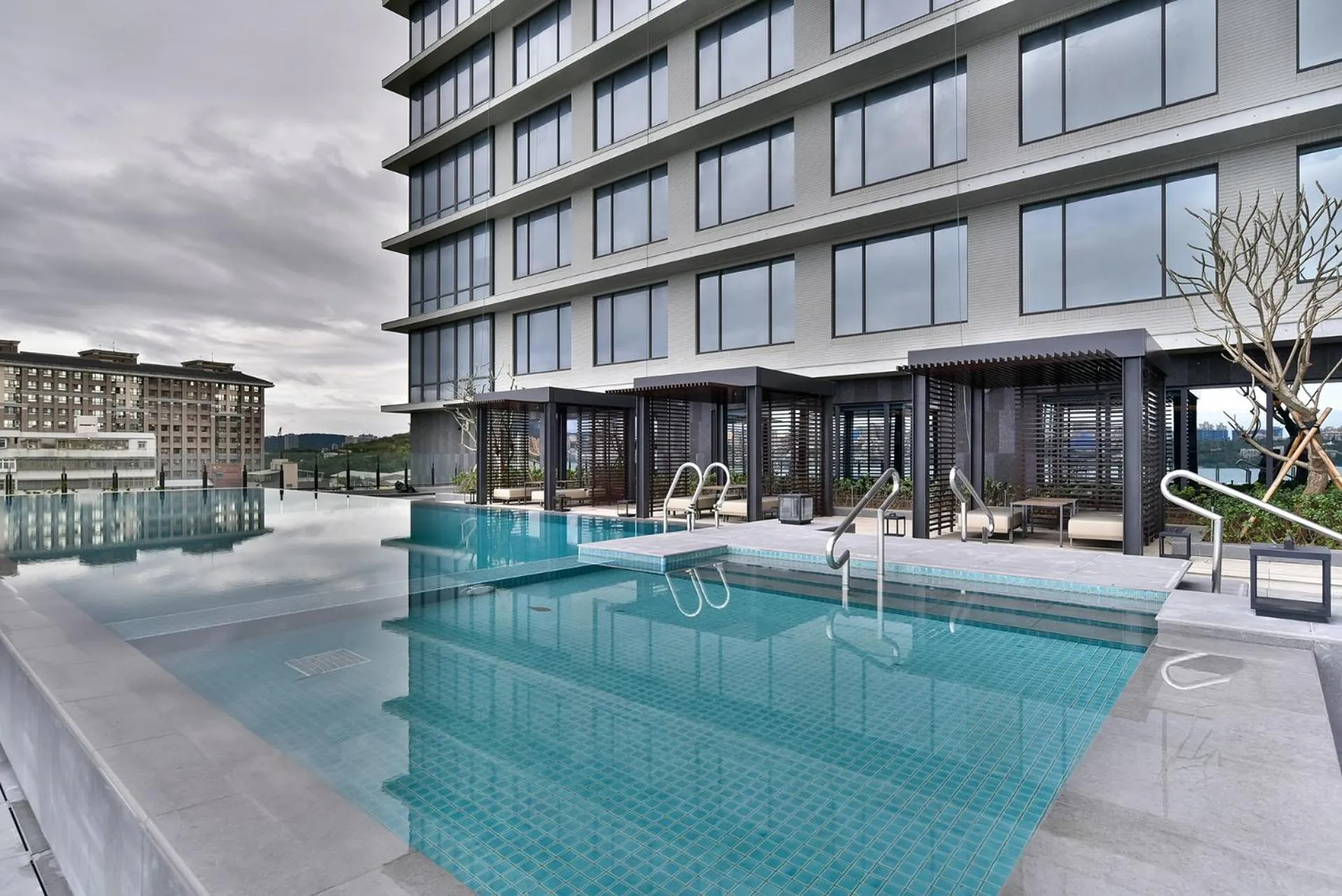 Swimming pool in Four Points by Sheraton Taipei Bali