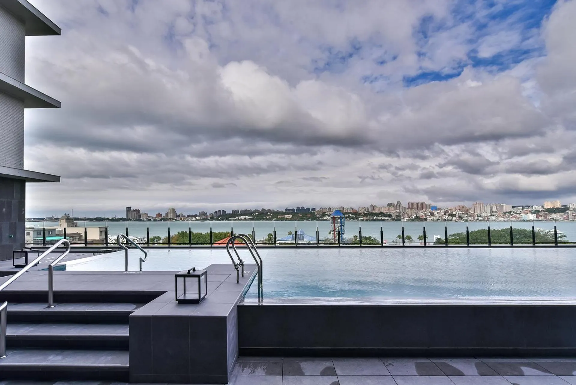 Swimming pool in Four Points by Sheraton Taipei Bali