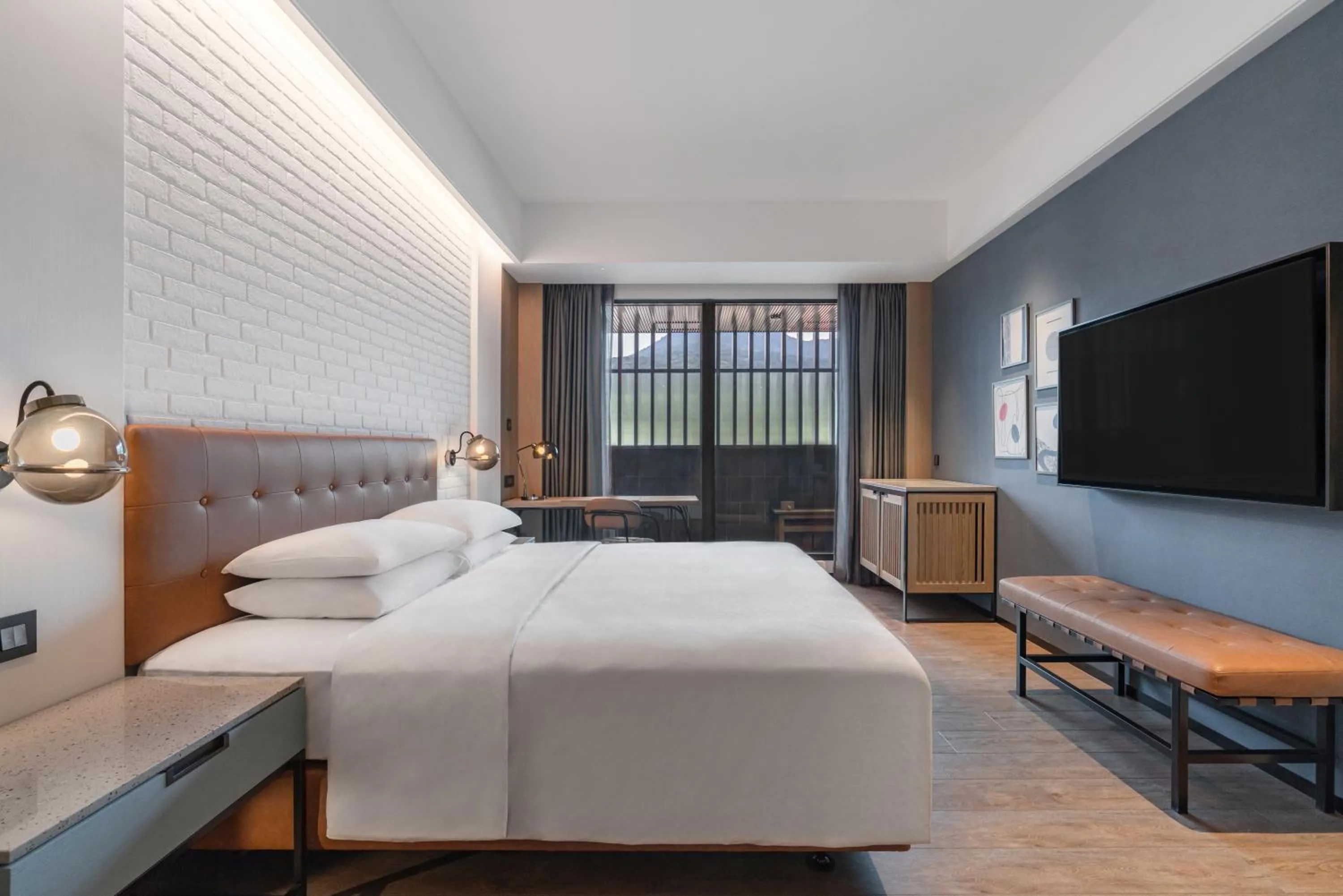 Bed in Four Points by Sheraton Taipei Bali