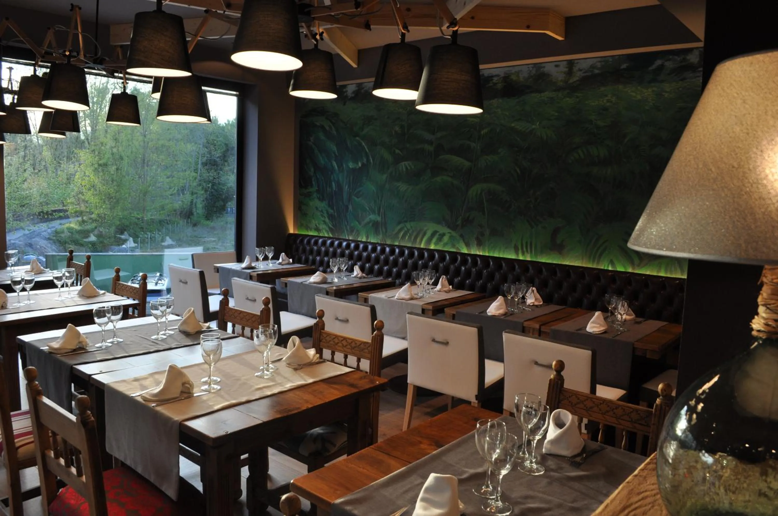 Restaurant/places to eat in Hotel Sanchez