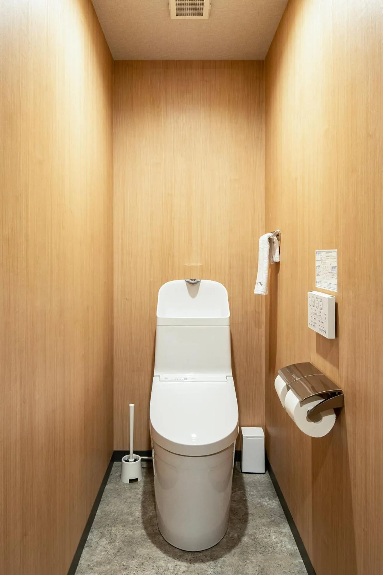 Toilet in Section L Kuramae - Asakusa