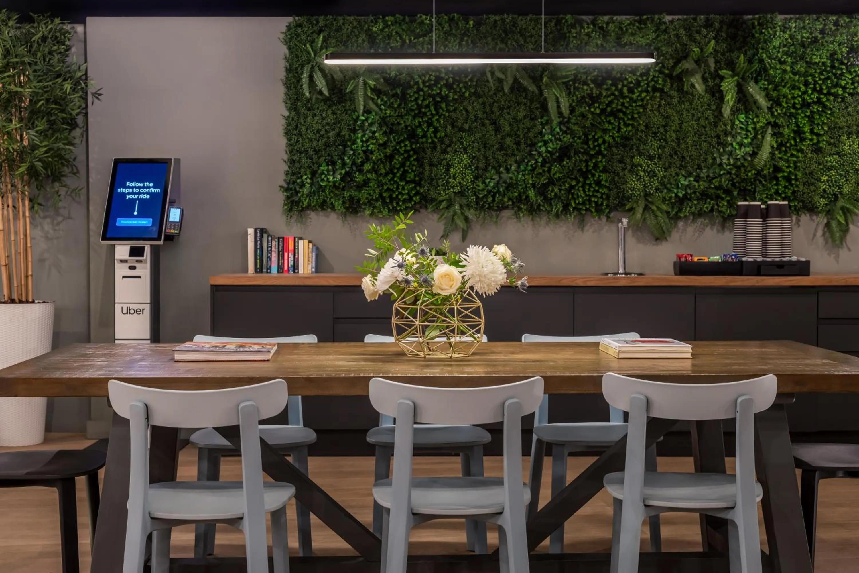 Lobby or reception in Zedwell Underground Hotel Tottenham Court Rd