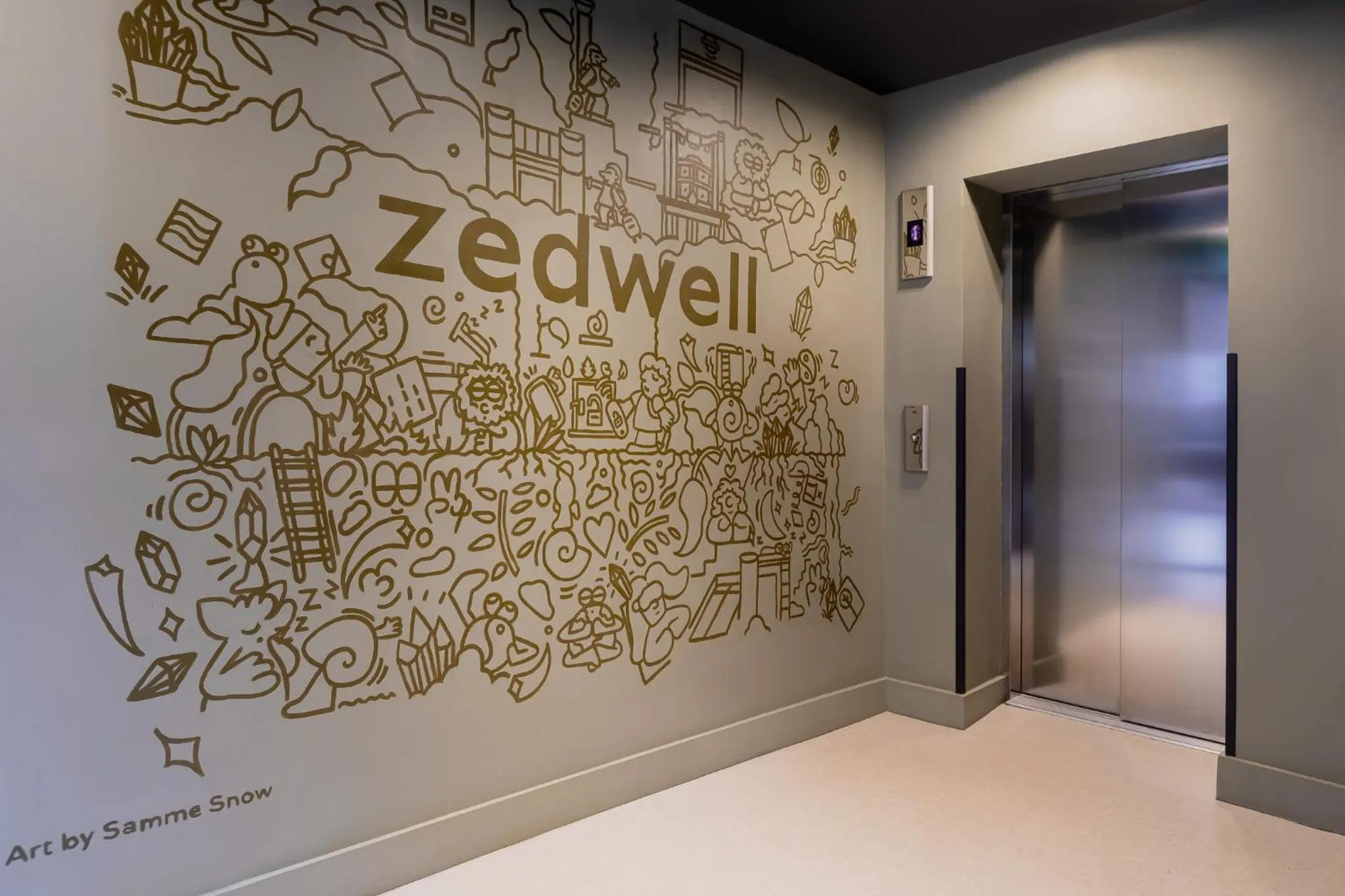 Property building in Zedwell Underground Hotel Tottenham Court Rd