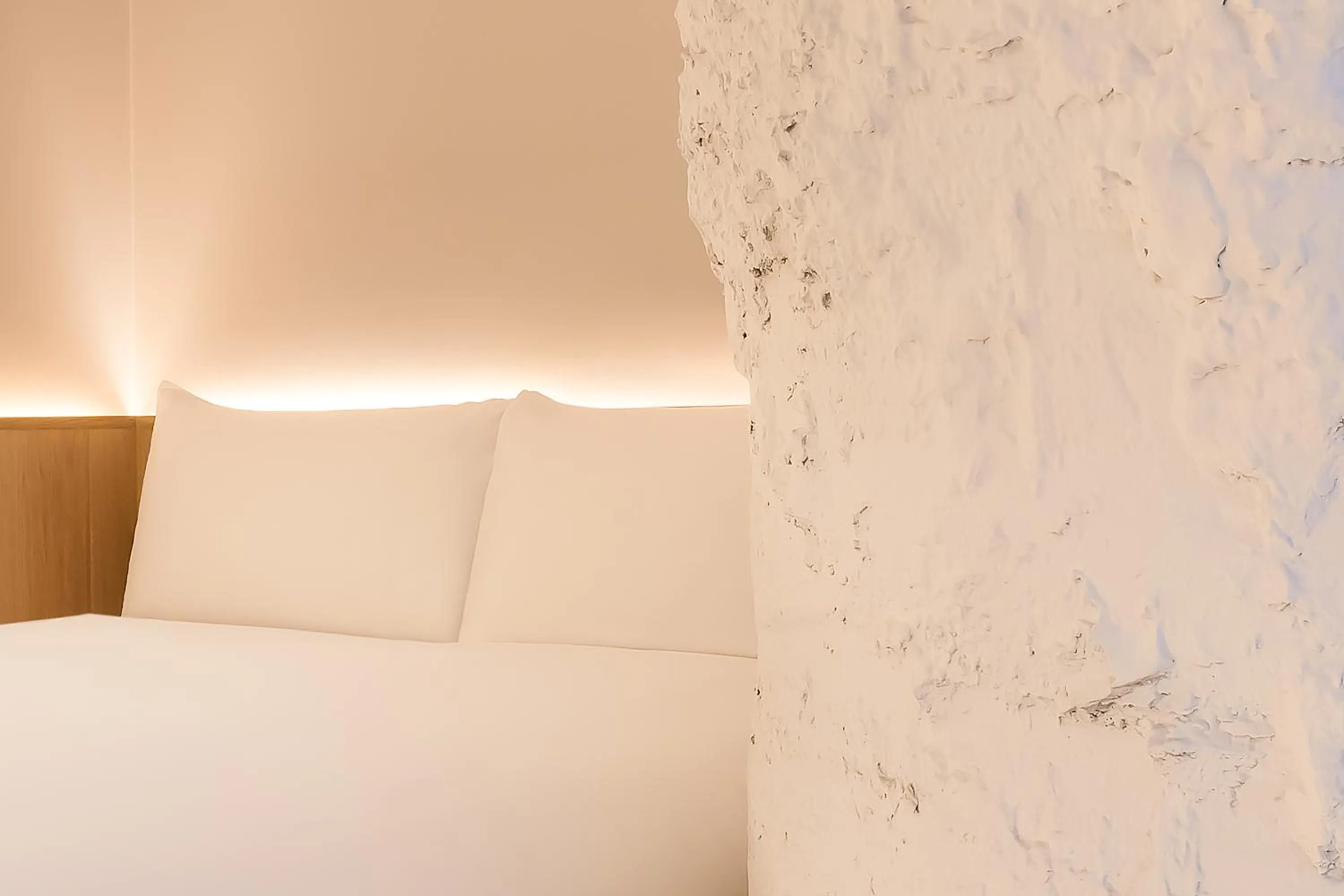 Bedroom, Bed in Zedwell Underground Hotel Tottenham Court Rd