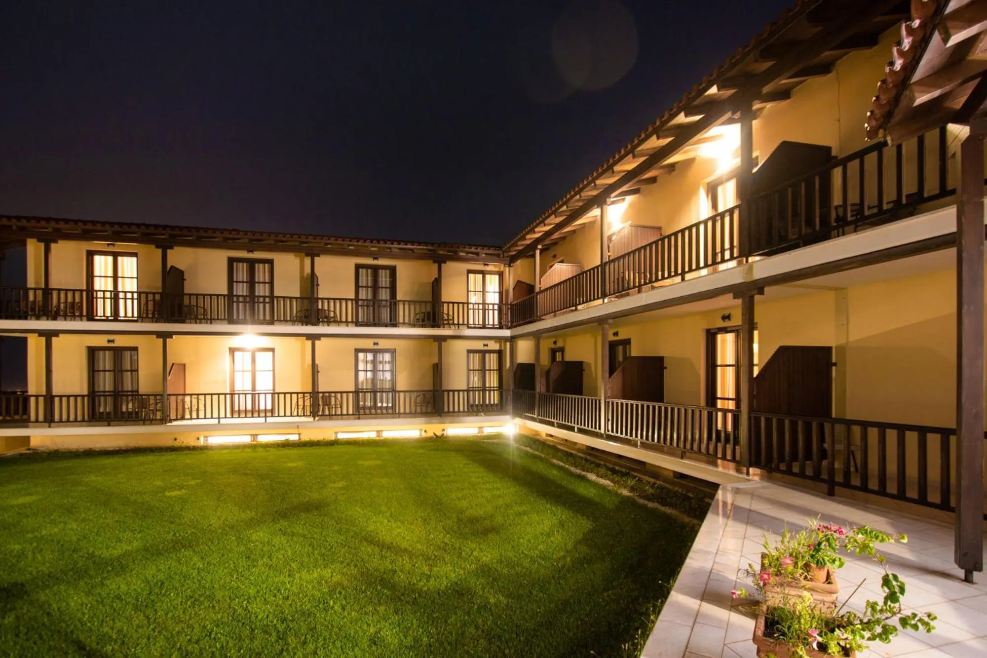 Garden view in Meteora Hotel at Kastraki