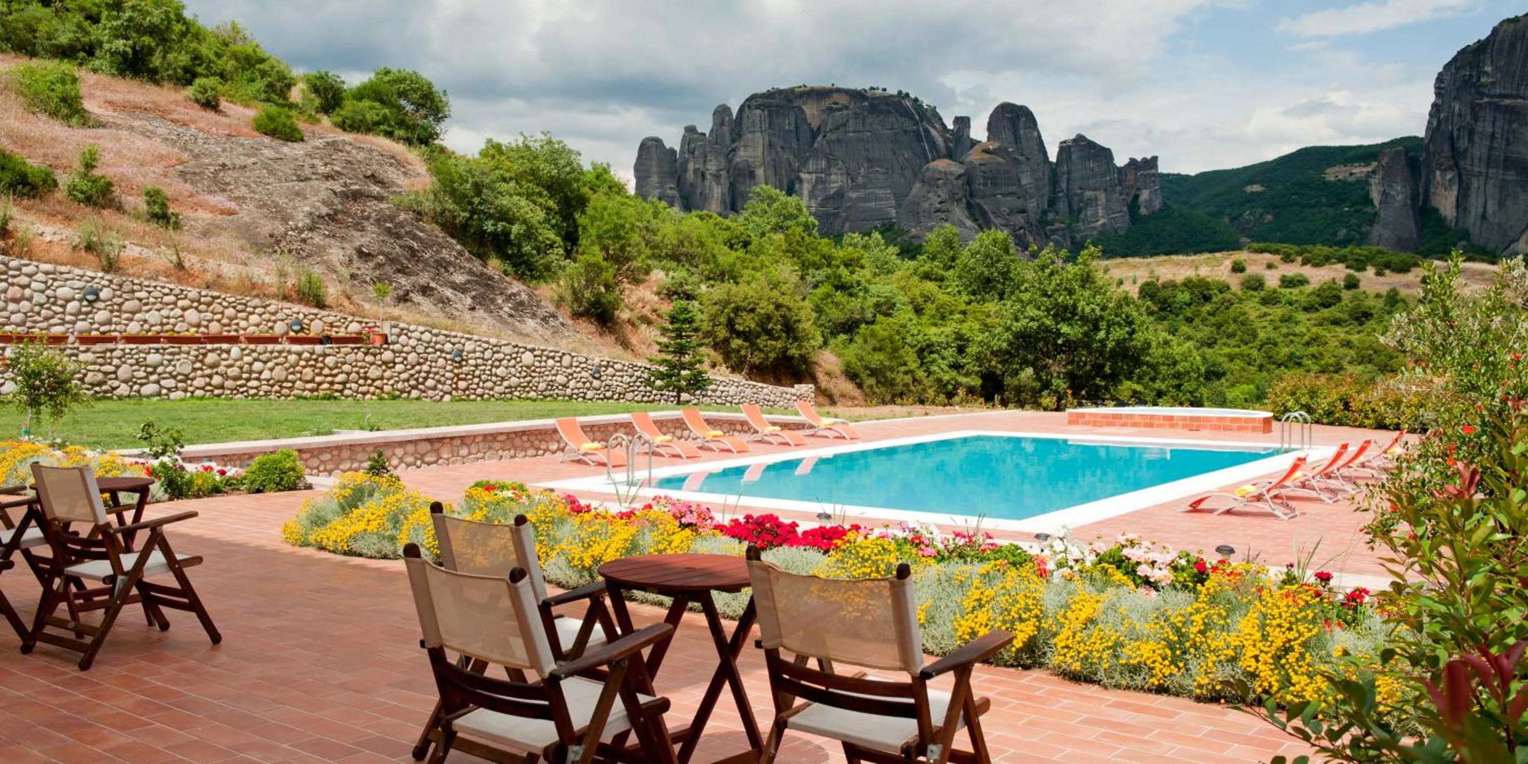 Garden in Meteora Hotel at Kastraki