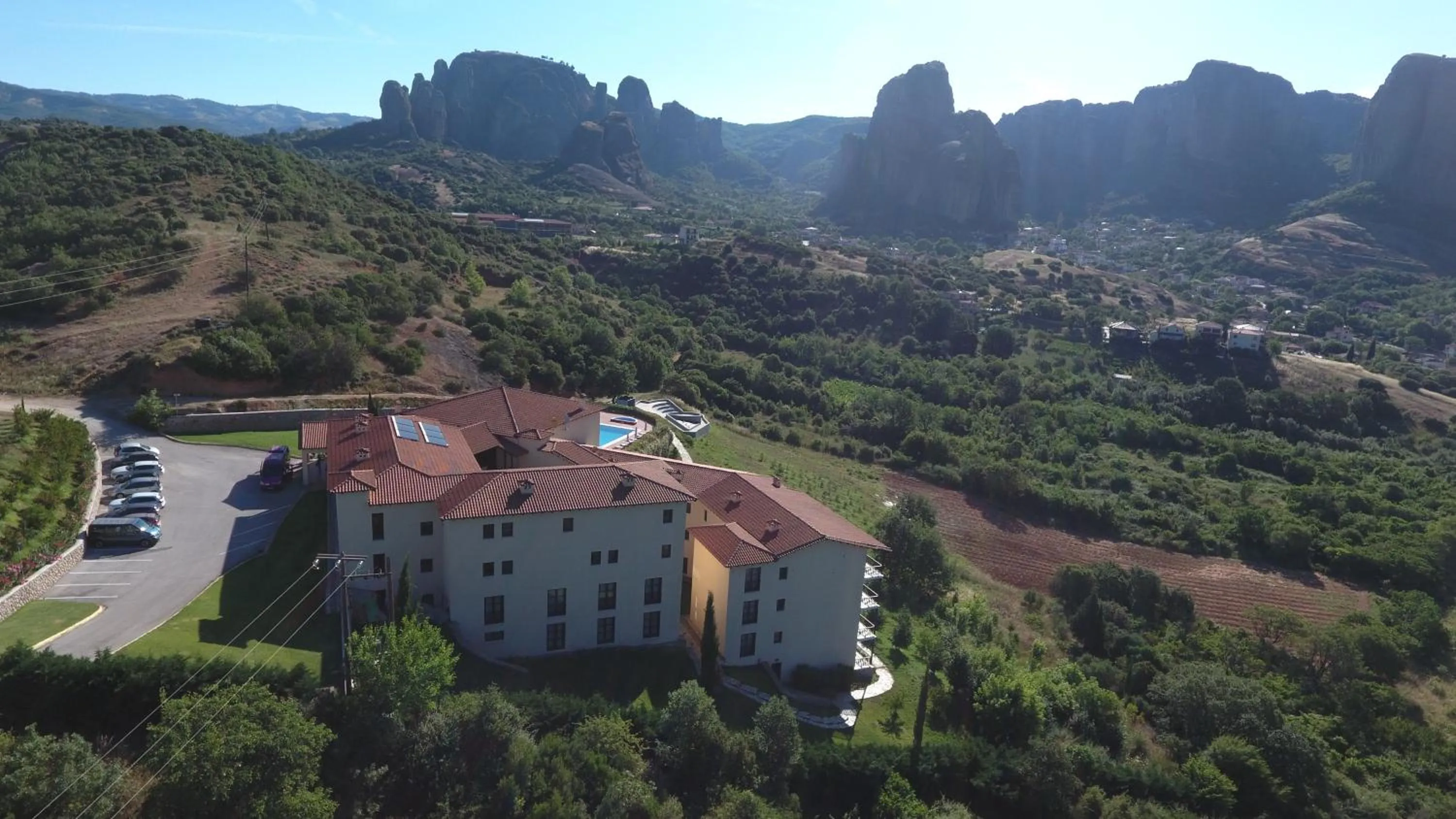 Bird's eye view in Meteora Hotel at Kastraki