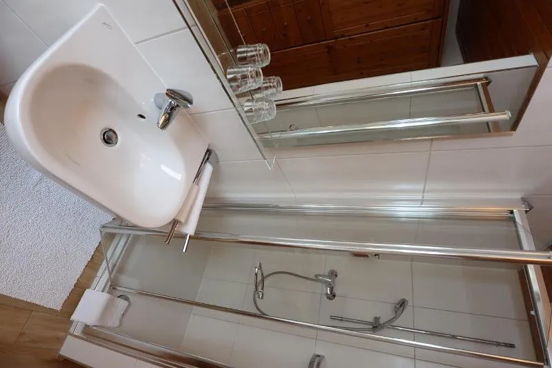 Shower in Gasthof Rebland