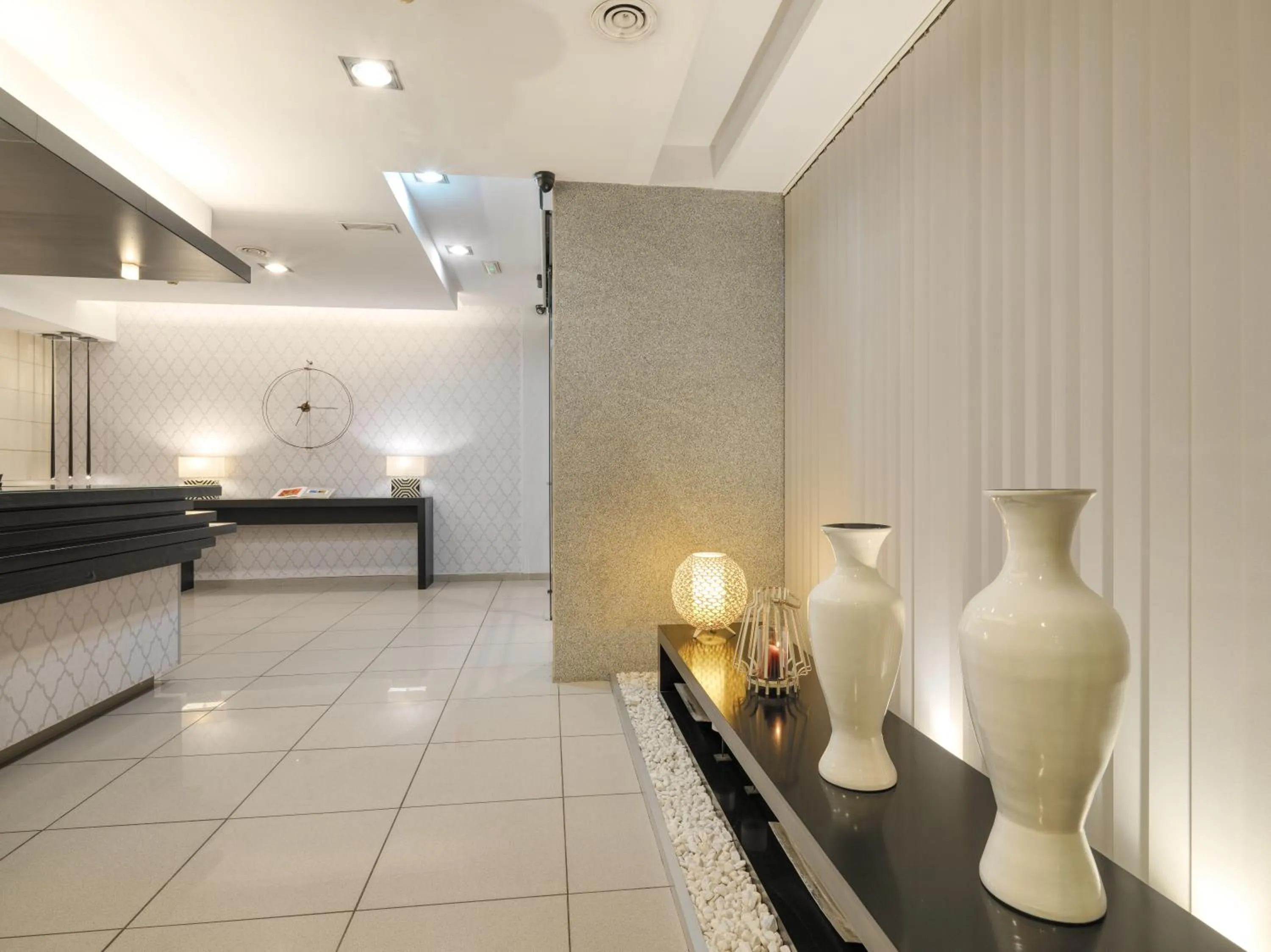 Lobby or reception in Hotel Guadalmedina