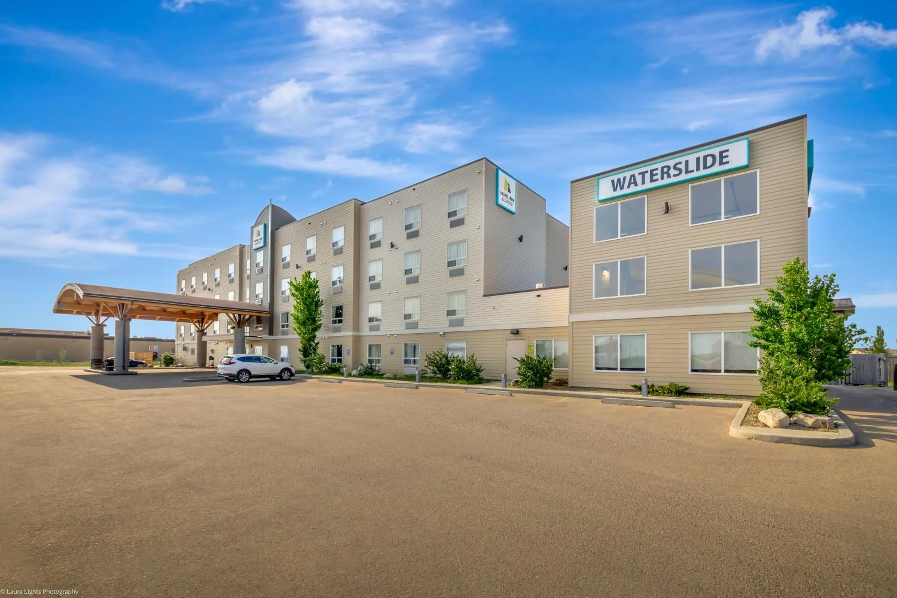Home Inn and Suites Lloydminster