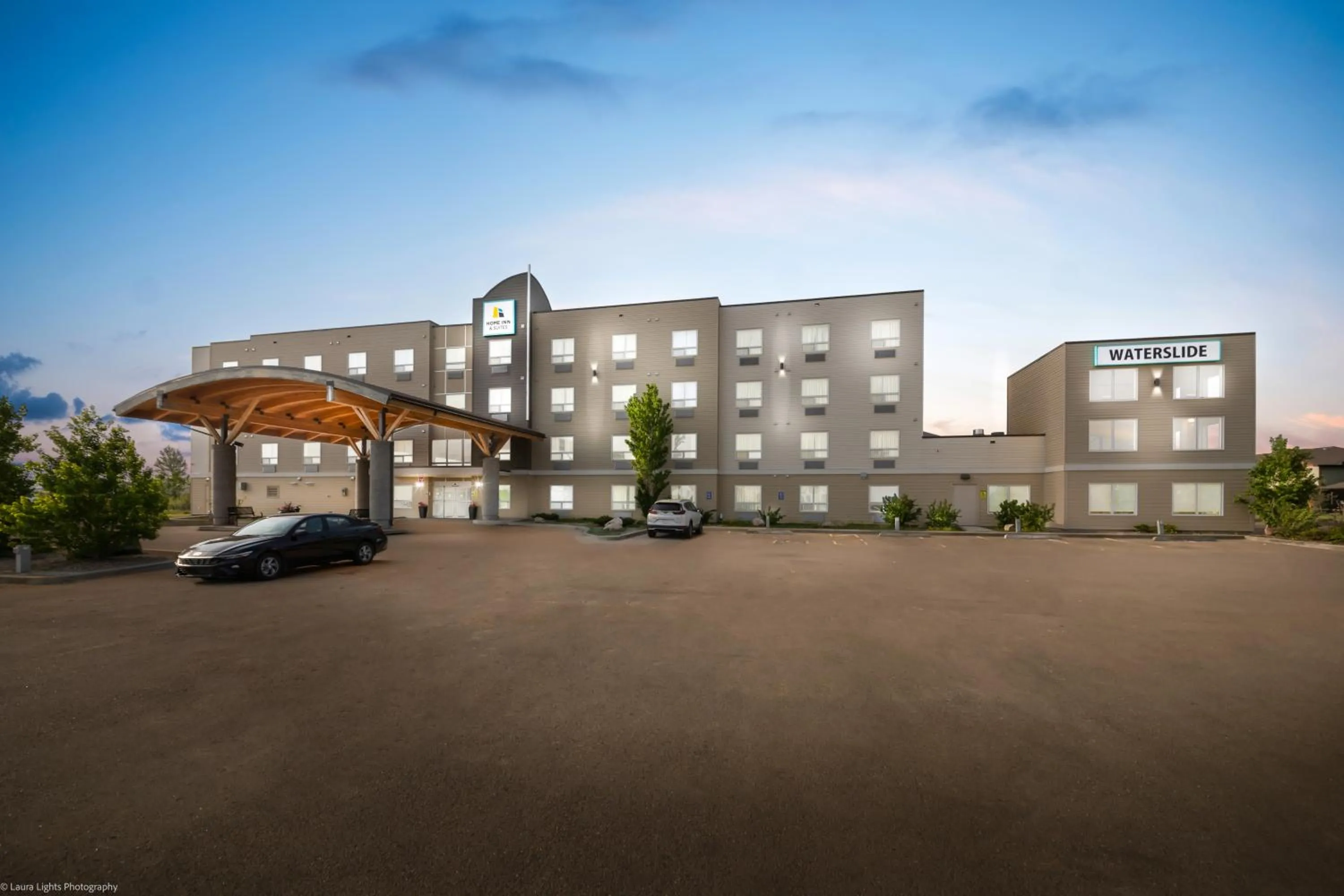 Home Inn and Suites Lloydminster