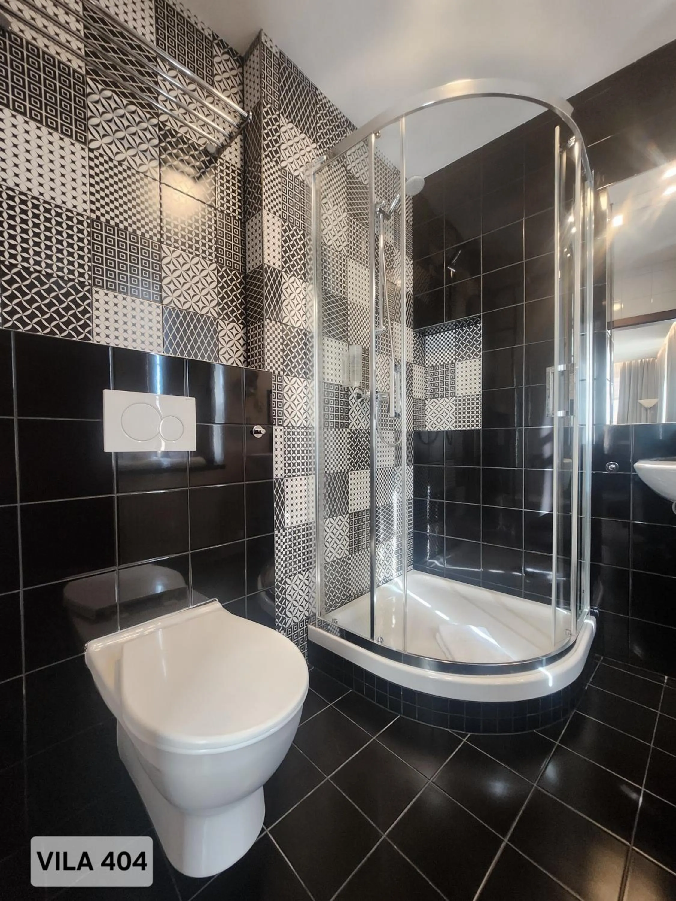 Shower in City Hotel Morris