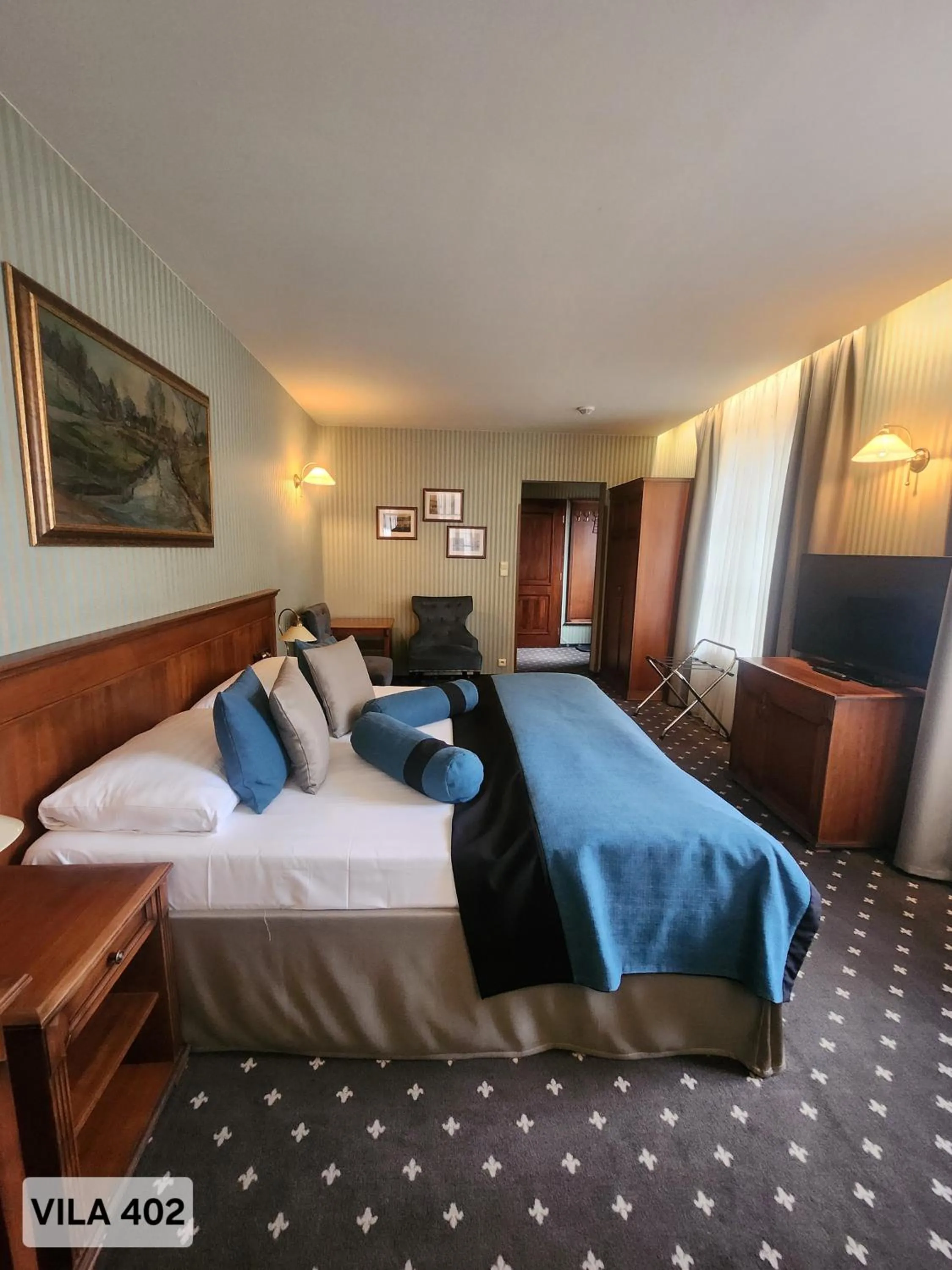Bed in City Hotel Morris