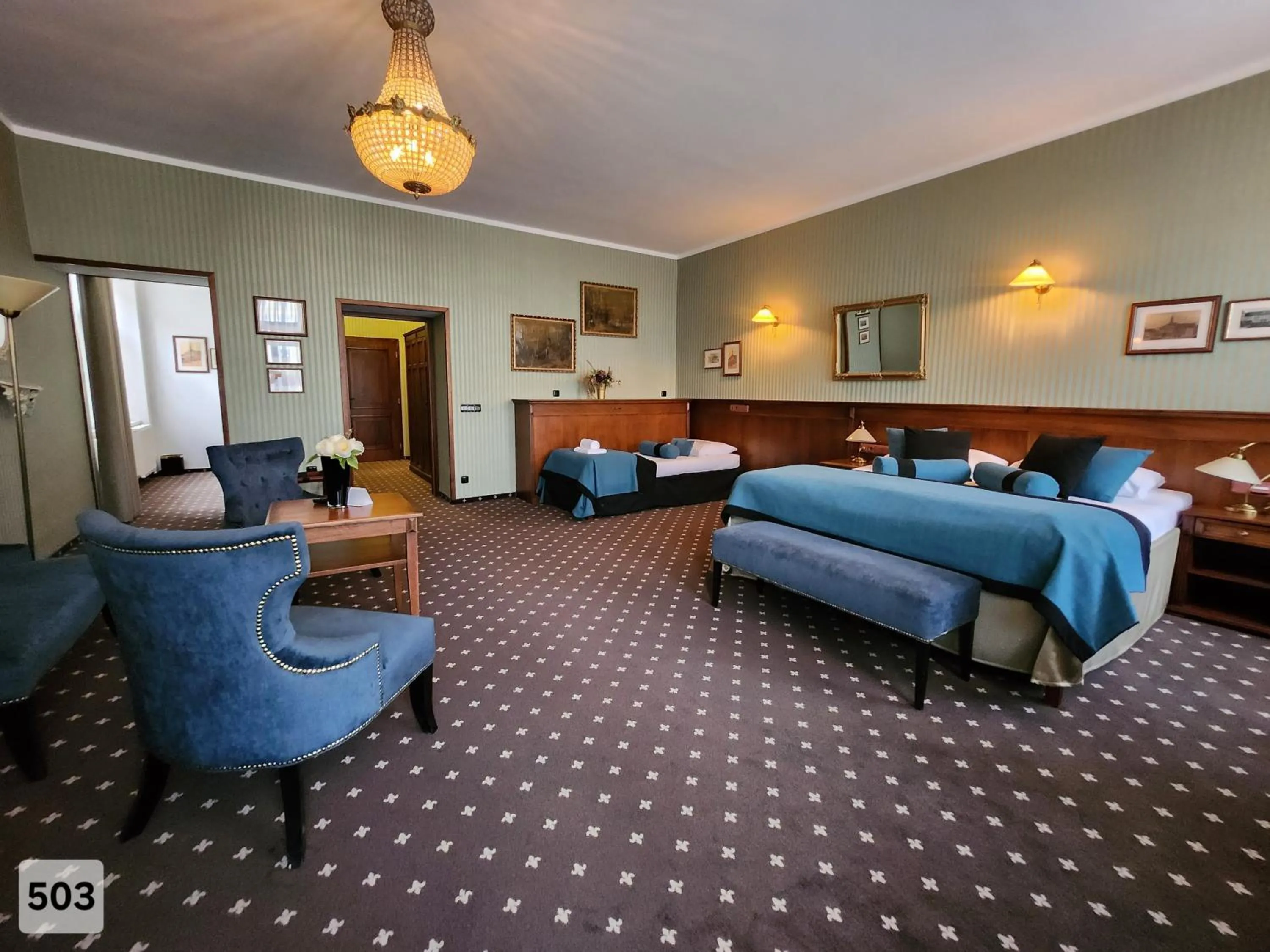 Bed in City Hotel Morris