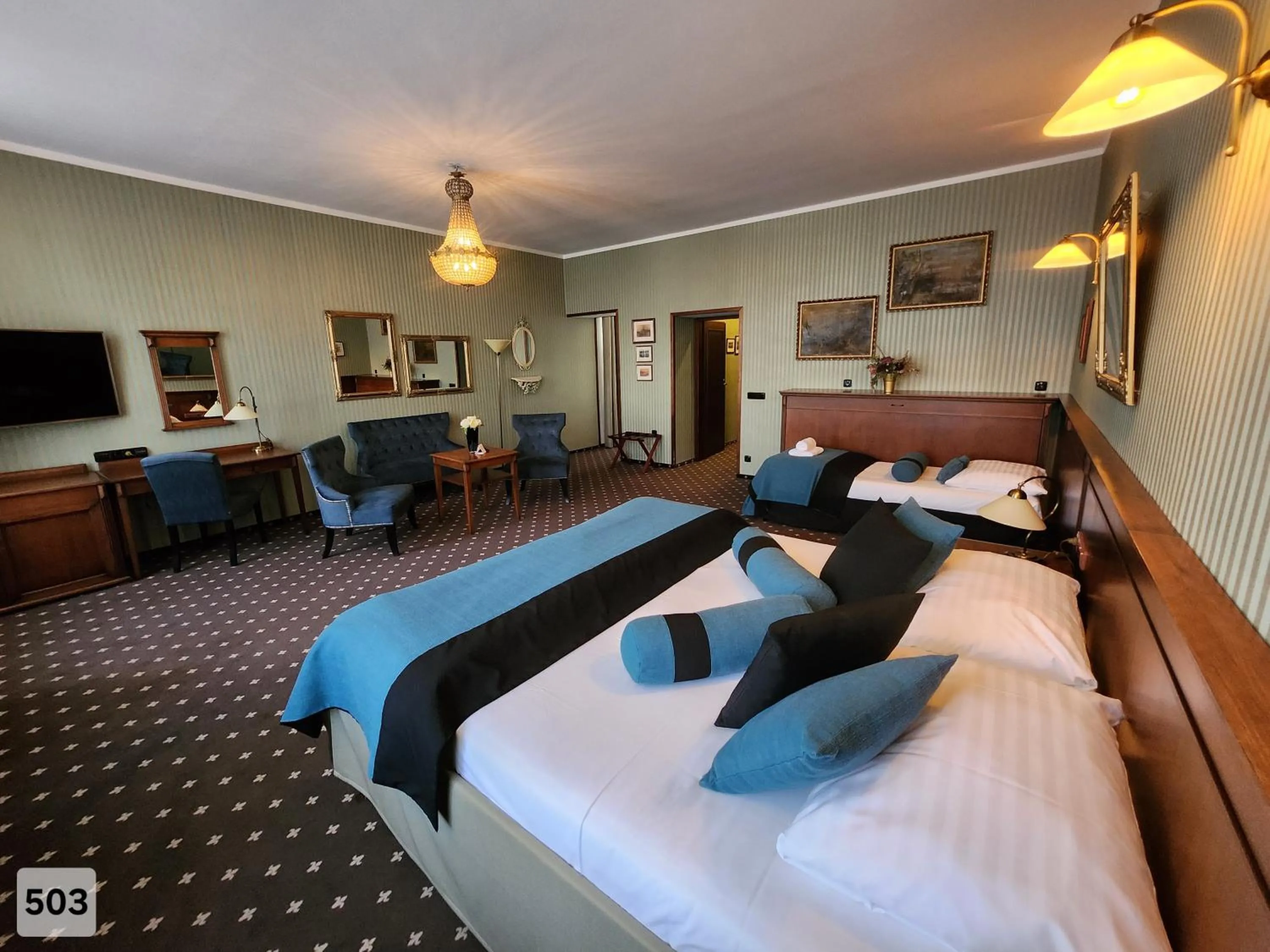 Bed in City Hotel Morris